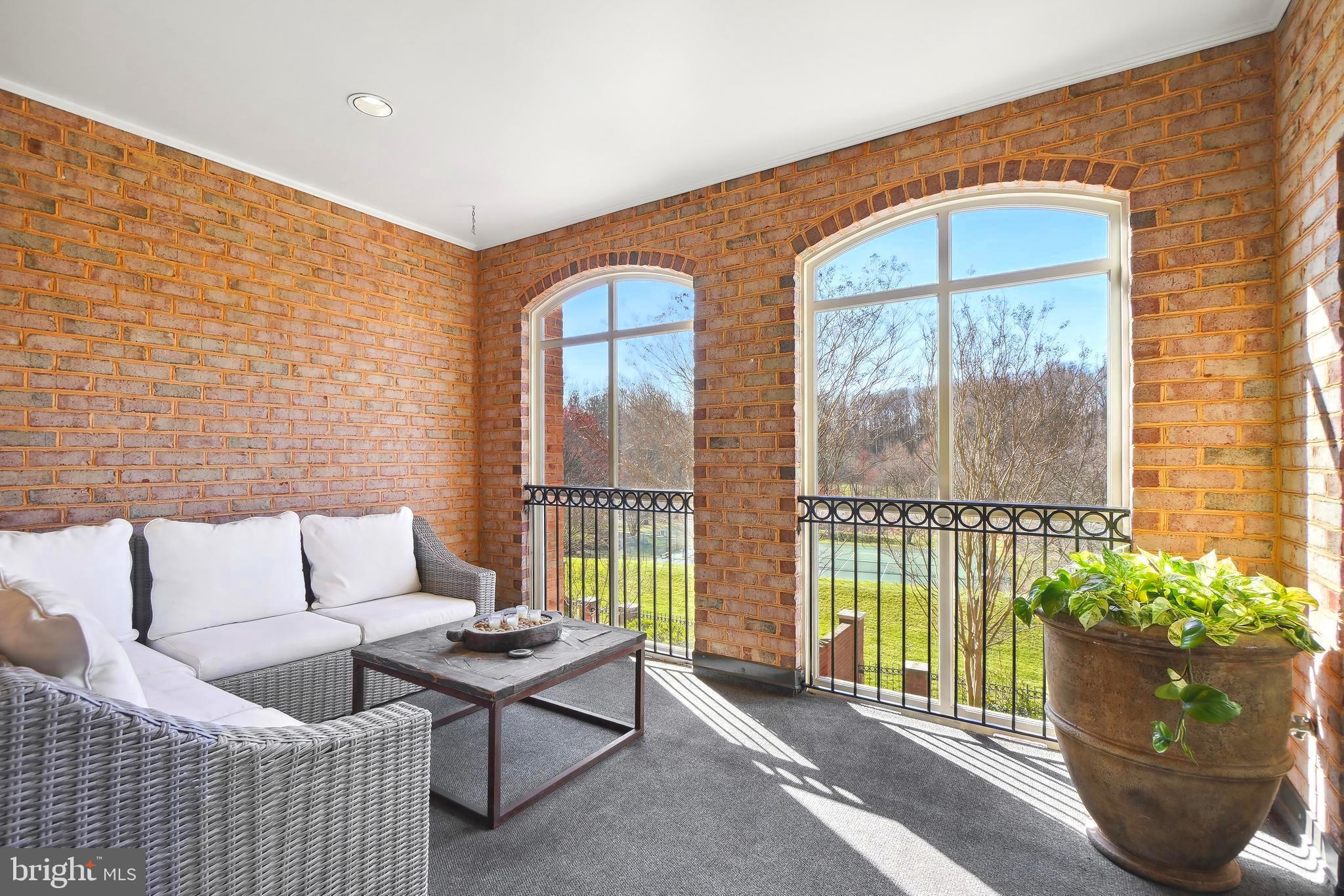 AVENEL - Residential