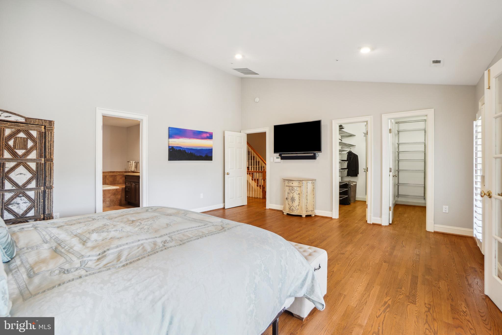 AVENEL - Residential