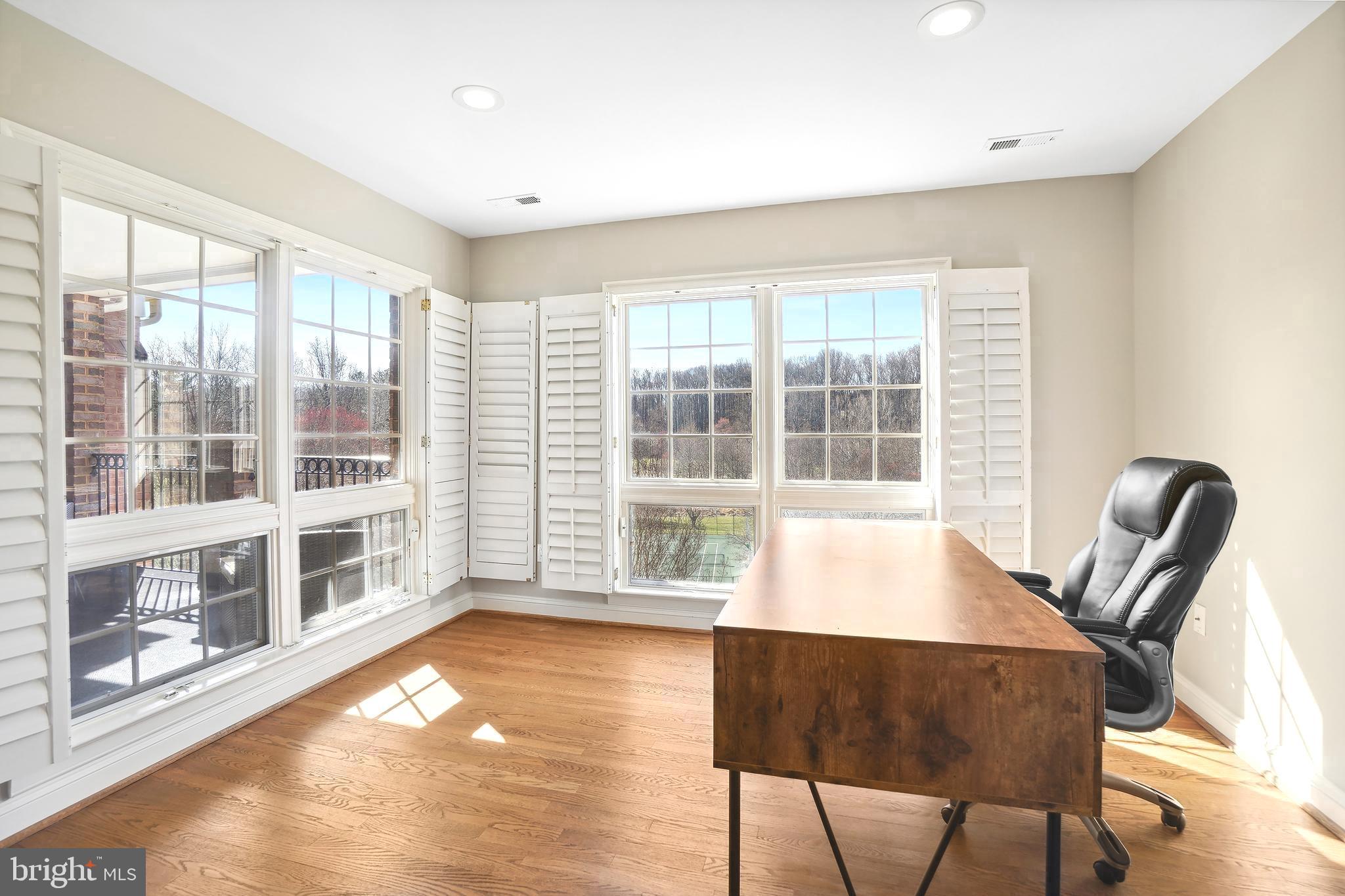 AVENEL - Residential