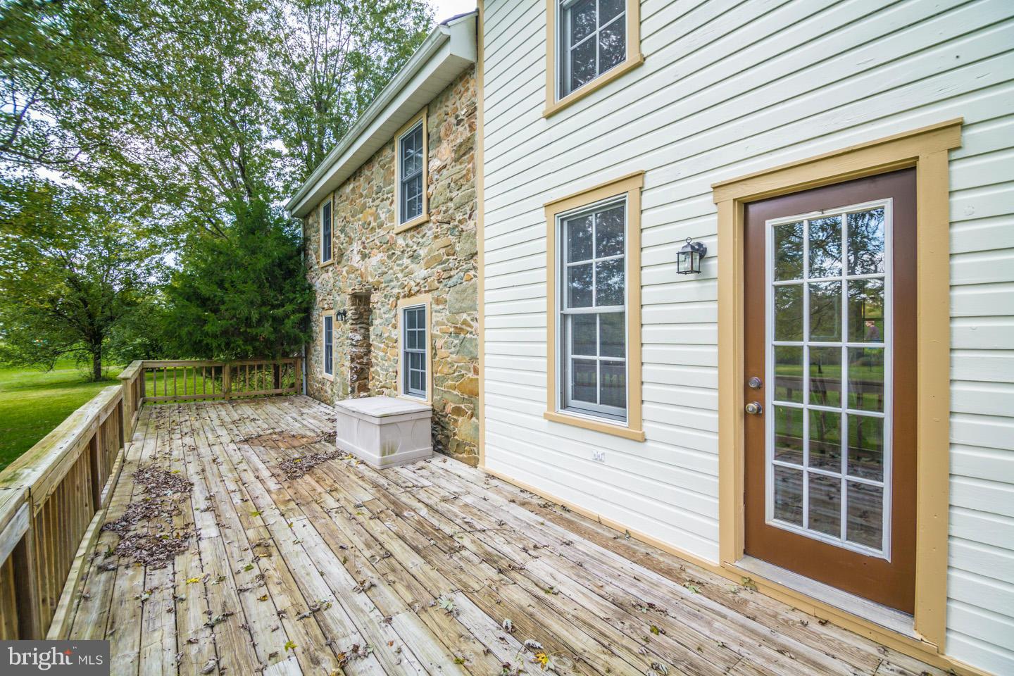 OLD LINE VILLAGE - Farm