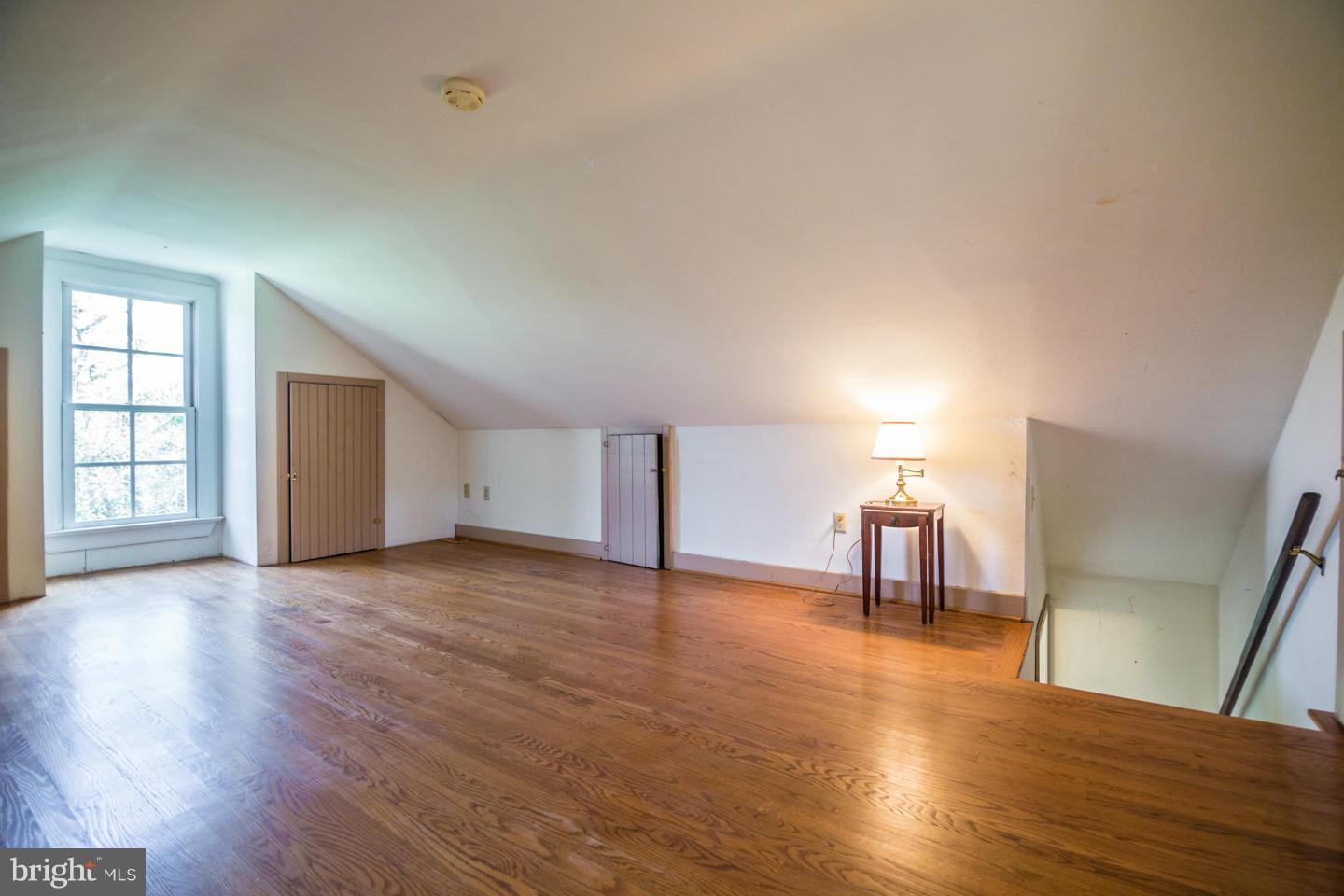 OLD LINE VILLAGE - Farm