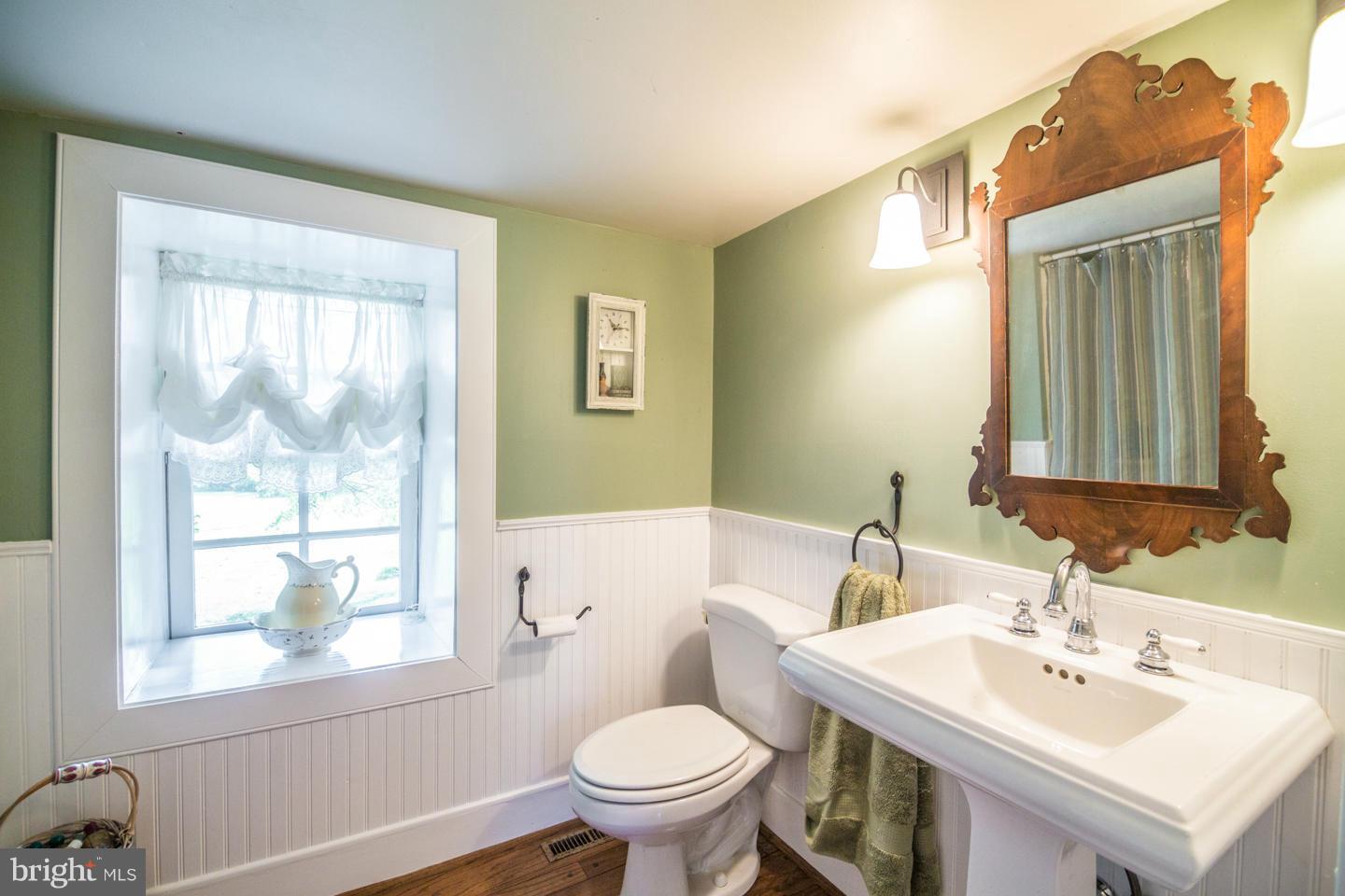 OLD LINE VILLAGE - Farm