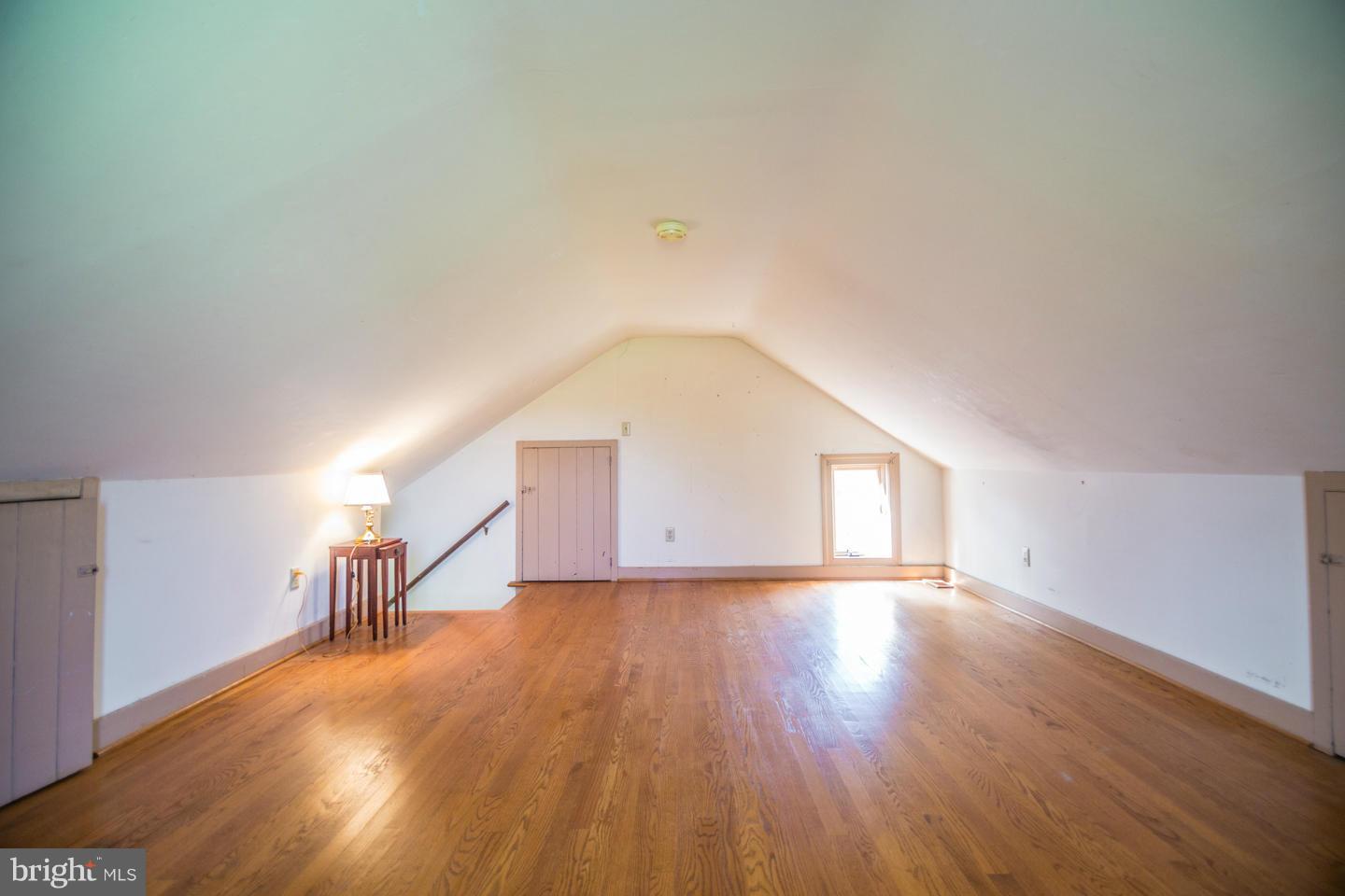 OLD LINE VILLAGE - Farm