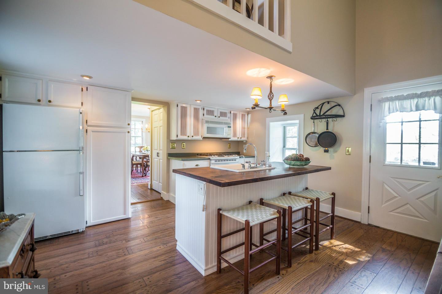 OLD LINE VILLAGE - Farm