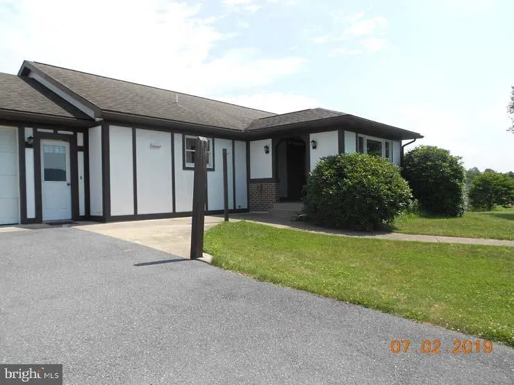 104 Sherby Lane, Shermans Dale, PA 17090