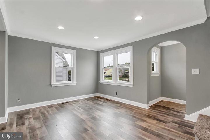 HOLABIRD PARK - Residential