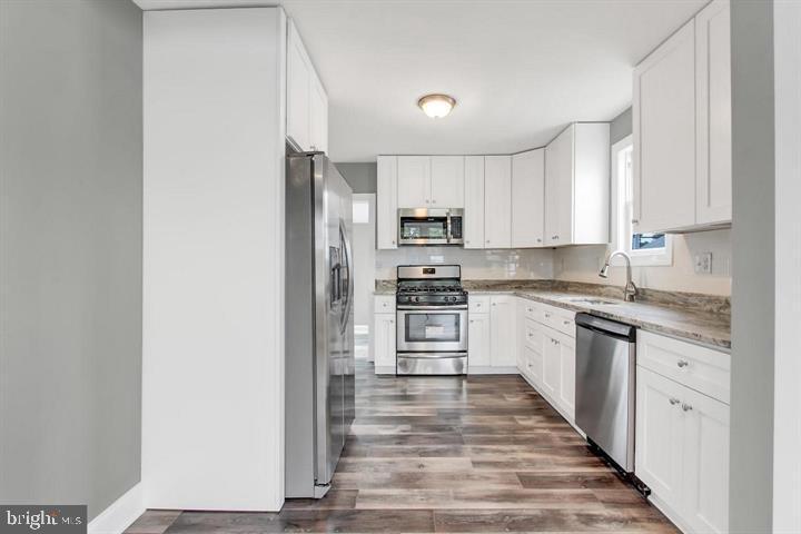 HOLABIRD PARK - Residential