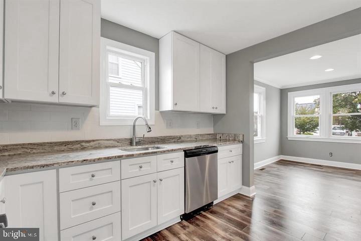 HOLABIRD PARK - Residential