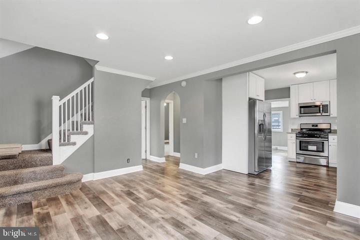 HOLABIRD PARK - Residential