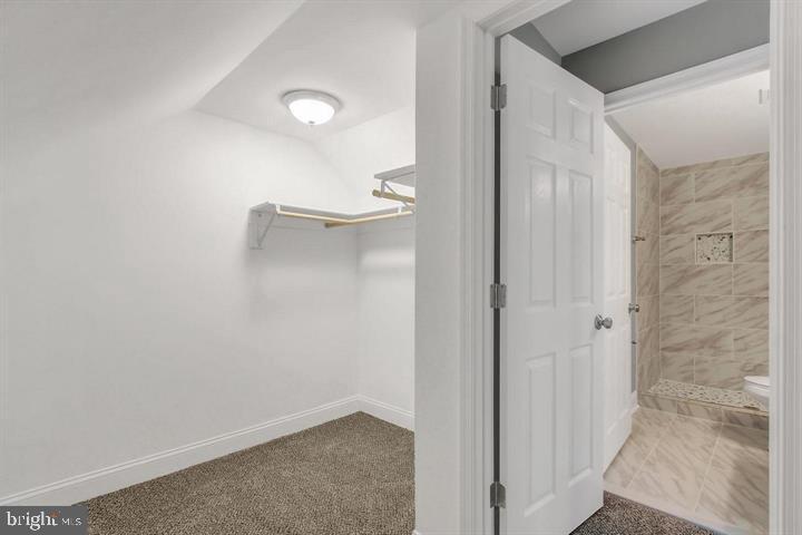 HOLABIRD PARK - Residential