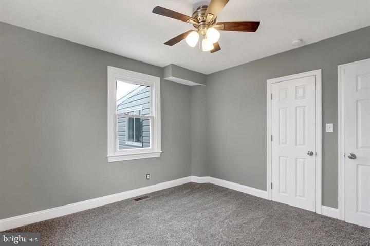 HOLABIRD PARK - Residential