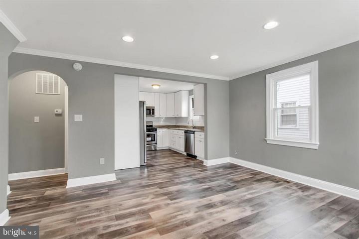 HOLABIRD PARK - Residential