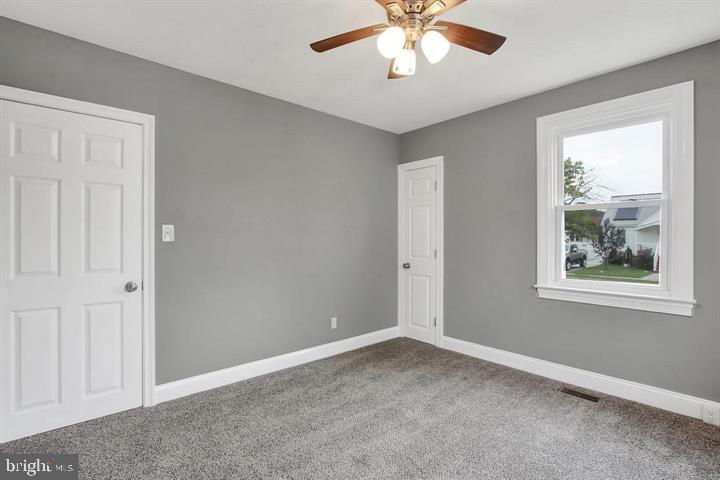 HOLABIRD PARK - Residential