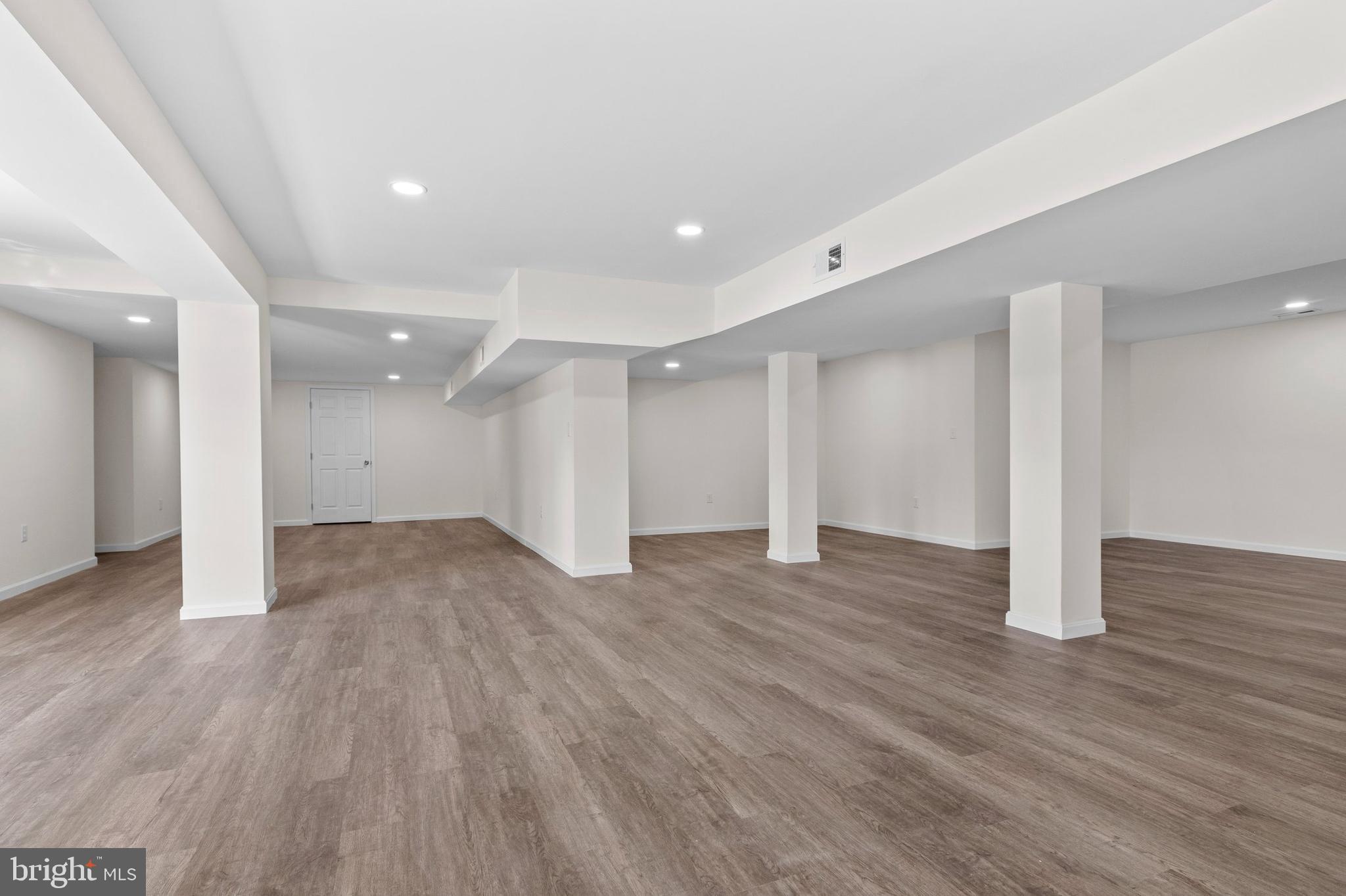 POTOMAC POINT - Residential