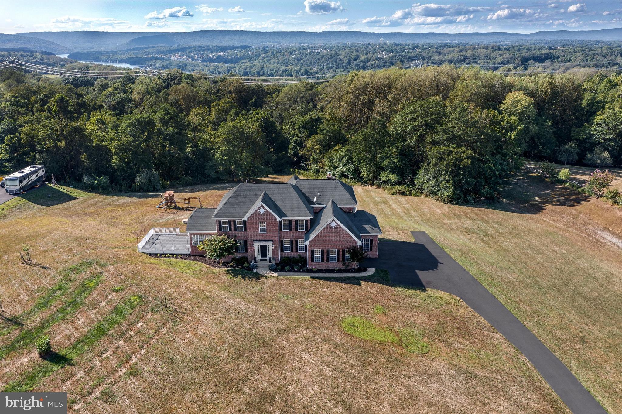 POTOMAC POINT - Residential