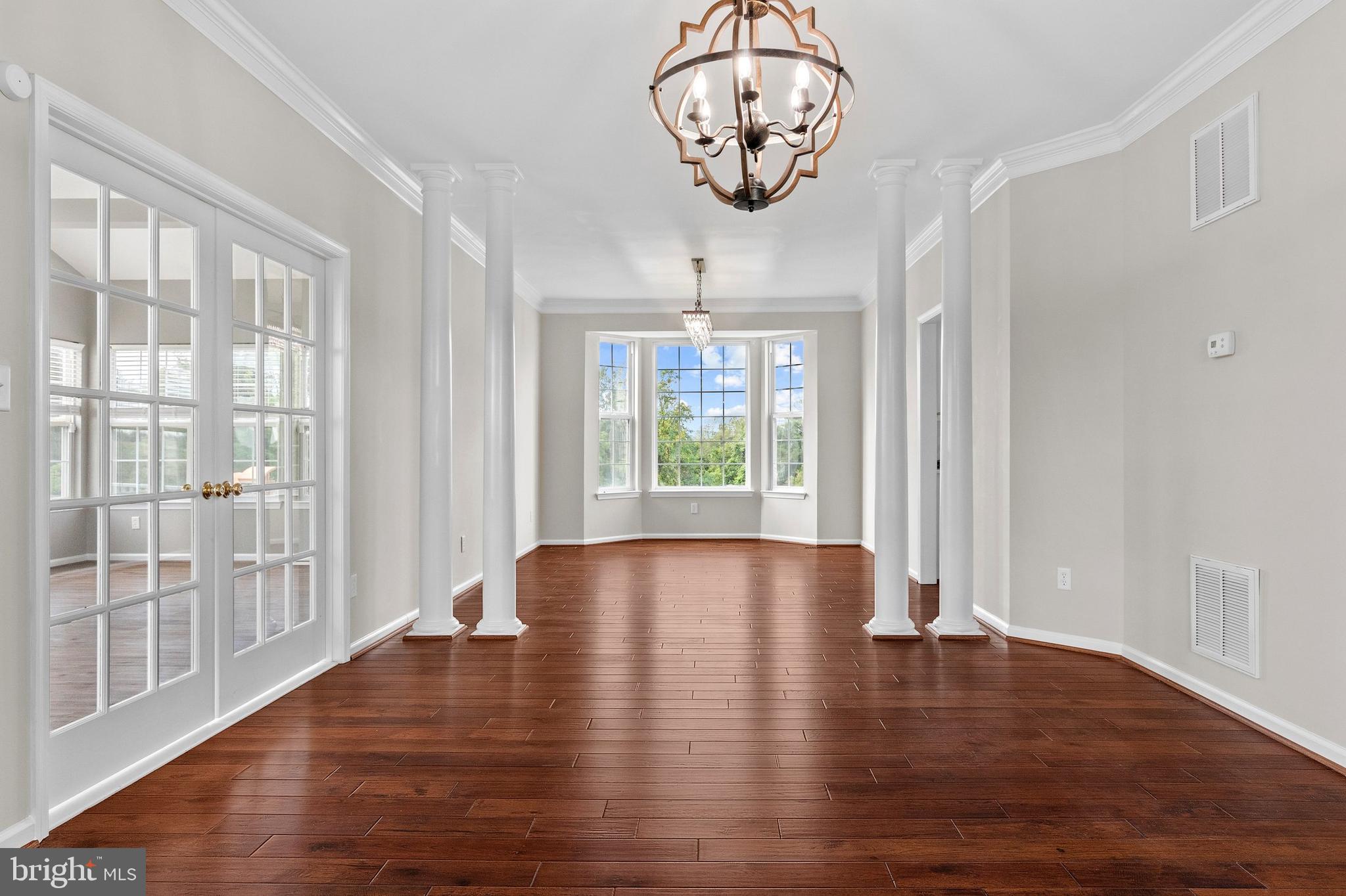 POTOMAC POINT - Residential