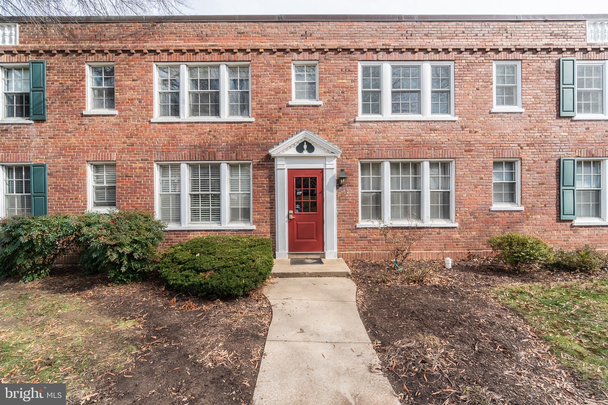 1713 N TROY STREET 387