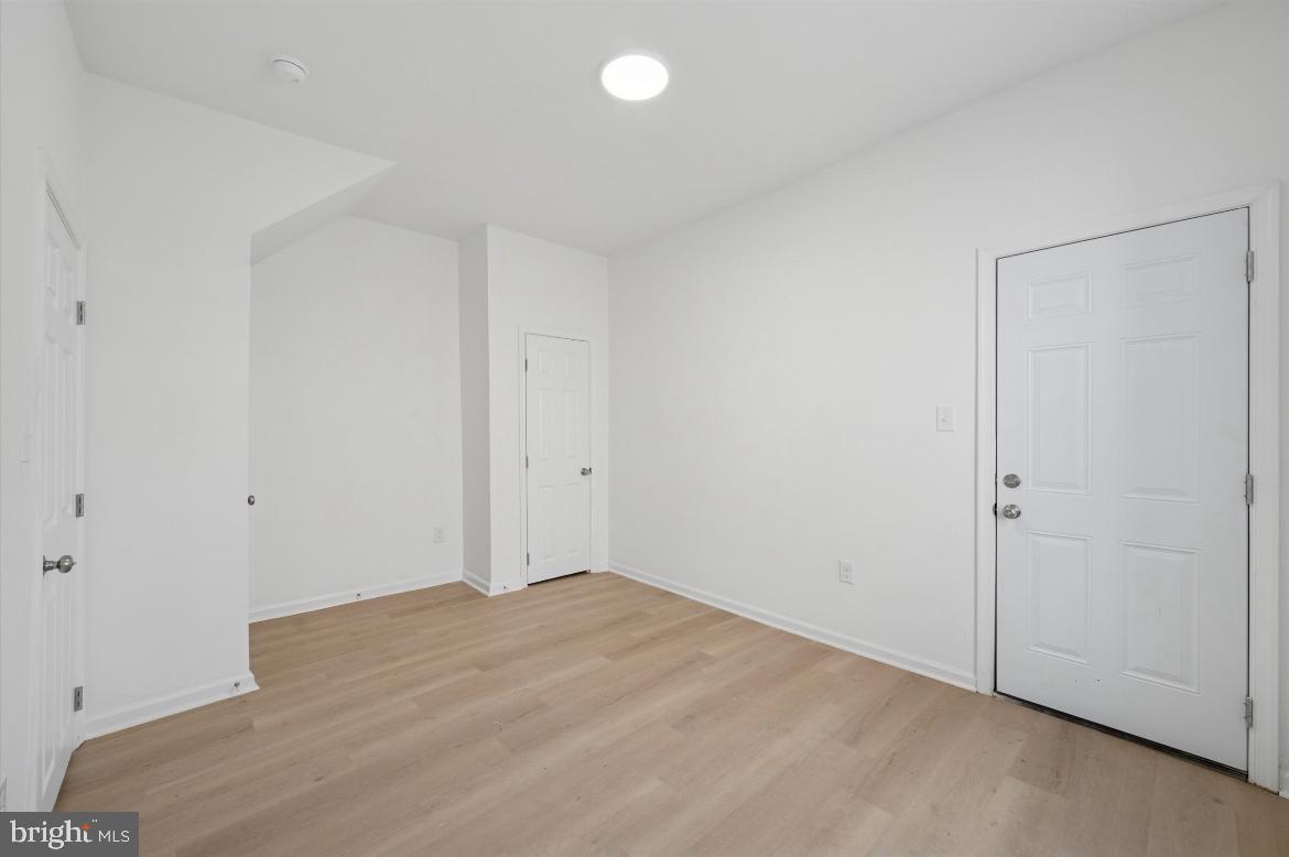 COBBS CREEK - Residential Lease