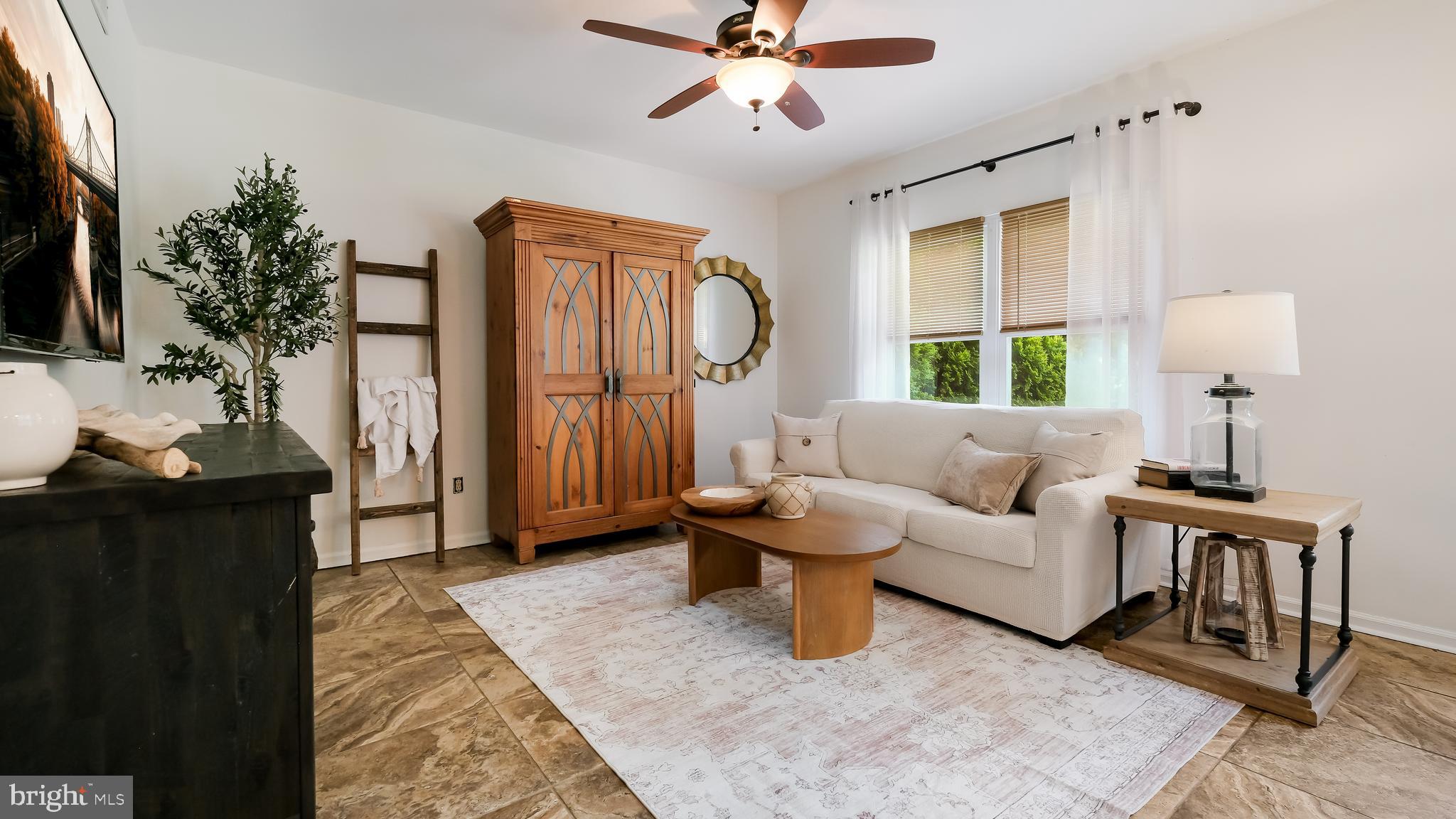 GREEN RIDGE MEADOW - Residential