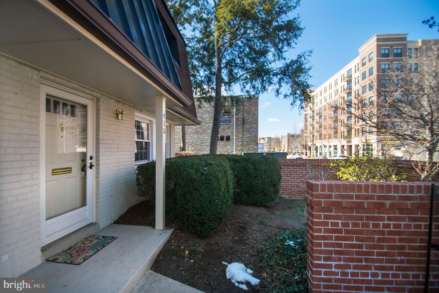 Charming end-unit 3 bedroom, 1.5 bath townhome in the heart of Falls Church City.
Hardwood floors on the main level. Bright kitchen opens to a private patio and backyard with easy access to community green space. Assigned off-street parking included, plus access to the community pool. Unbeatable location just minutes to two Metro stations, with Harris Teeter, library, parks, shops, restaurants, and the farmers market all nearby. Pets considered. No smoking. Available early September.