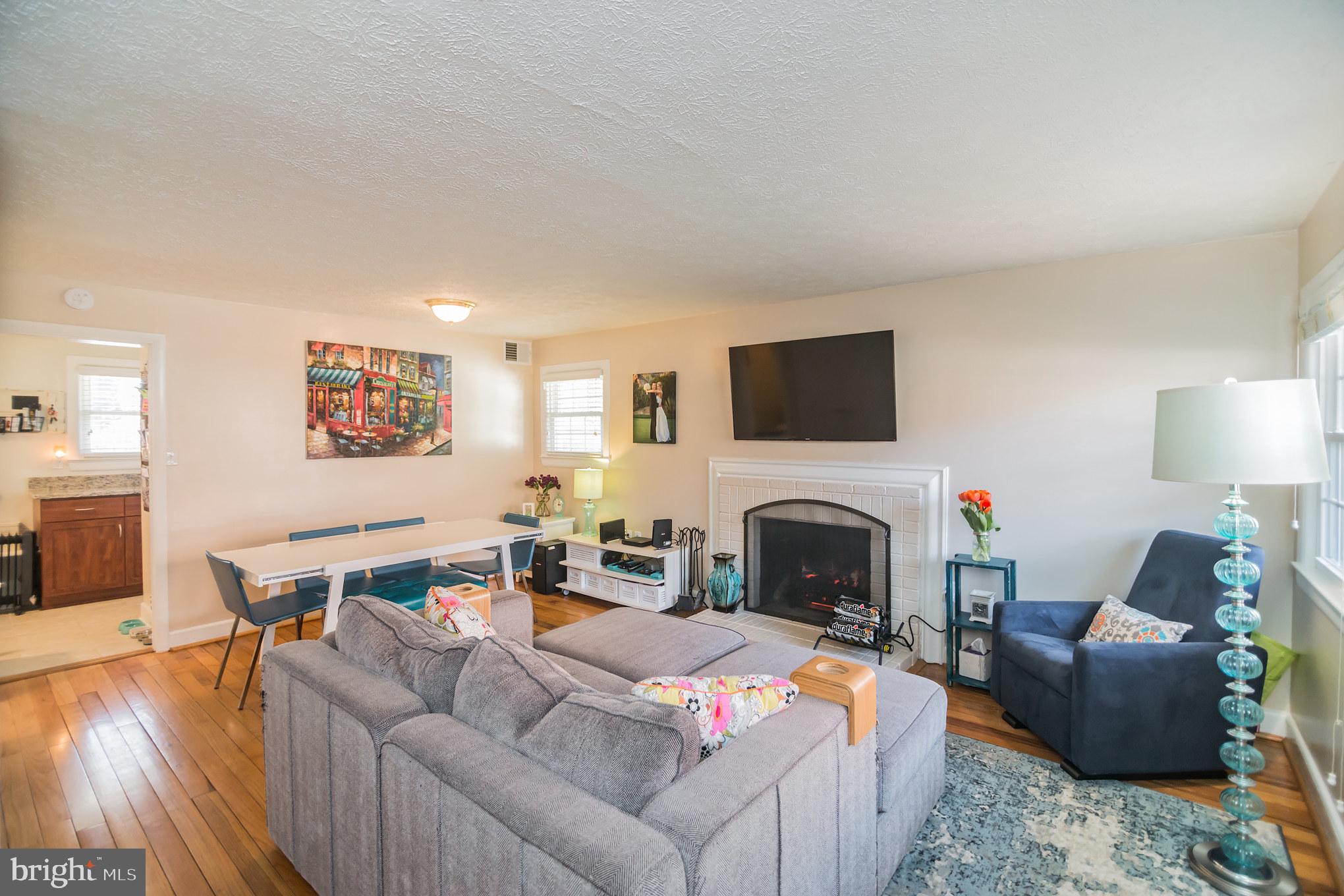 415 W BROAD STREET