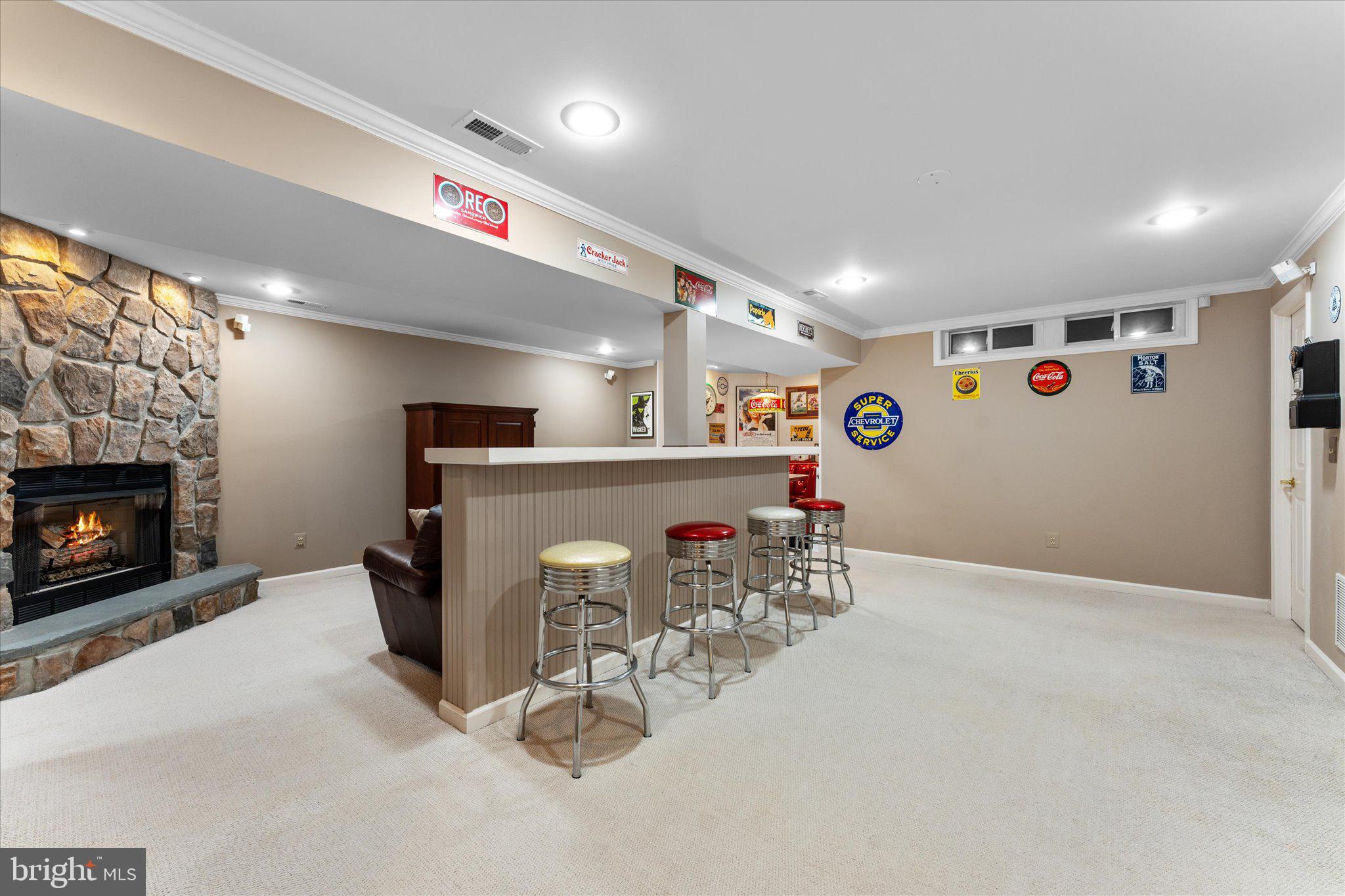 ASHBURN VILLAGE - Residential