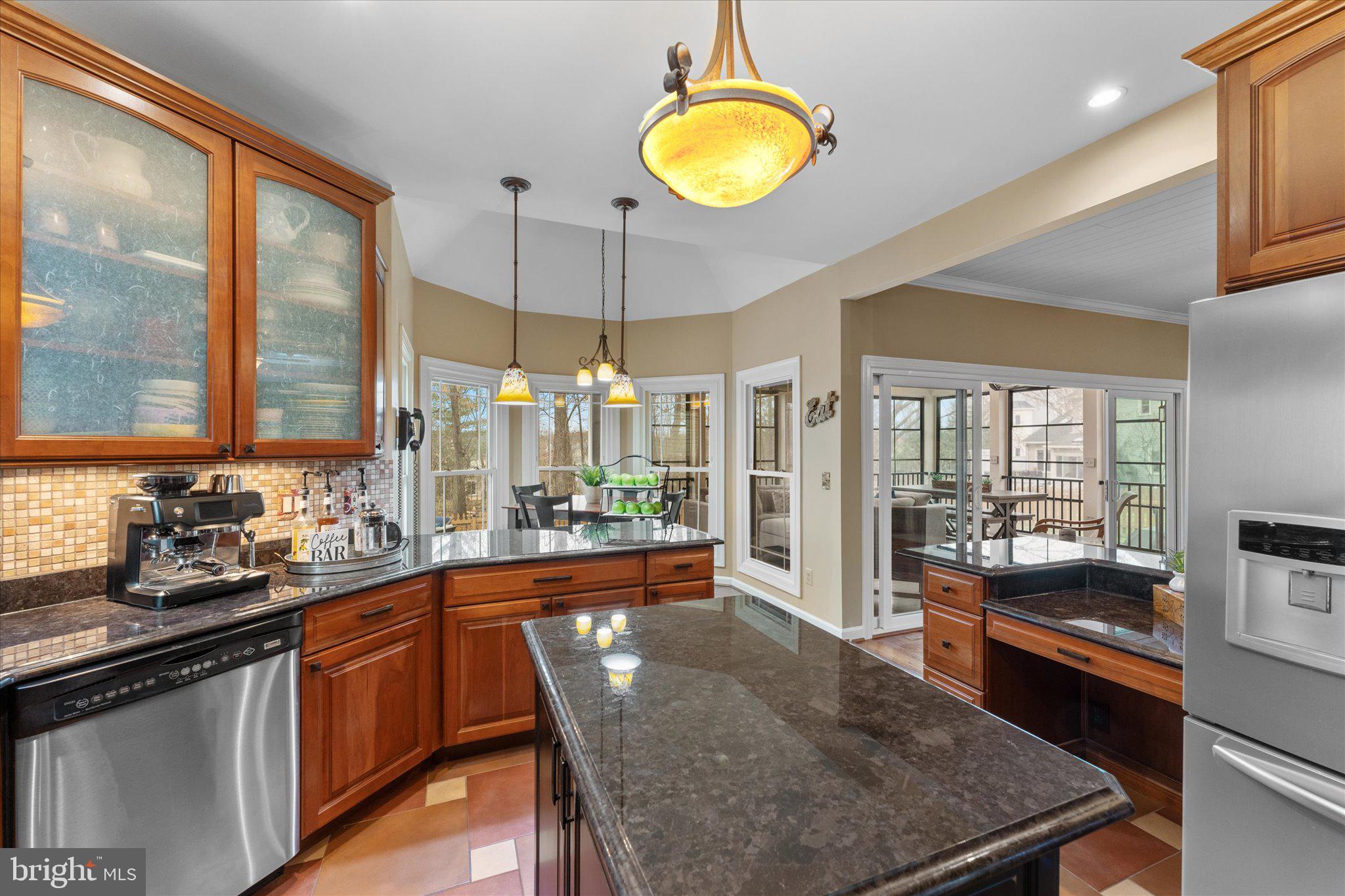 ASHBURN VILLAGE - Residential