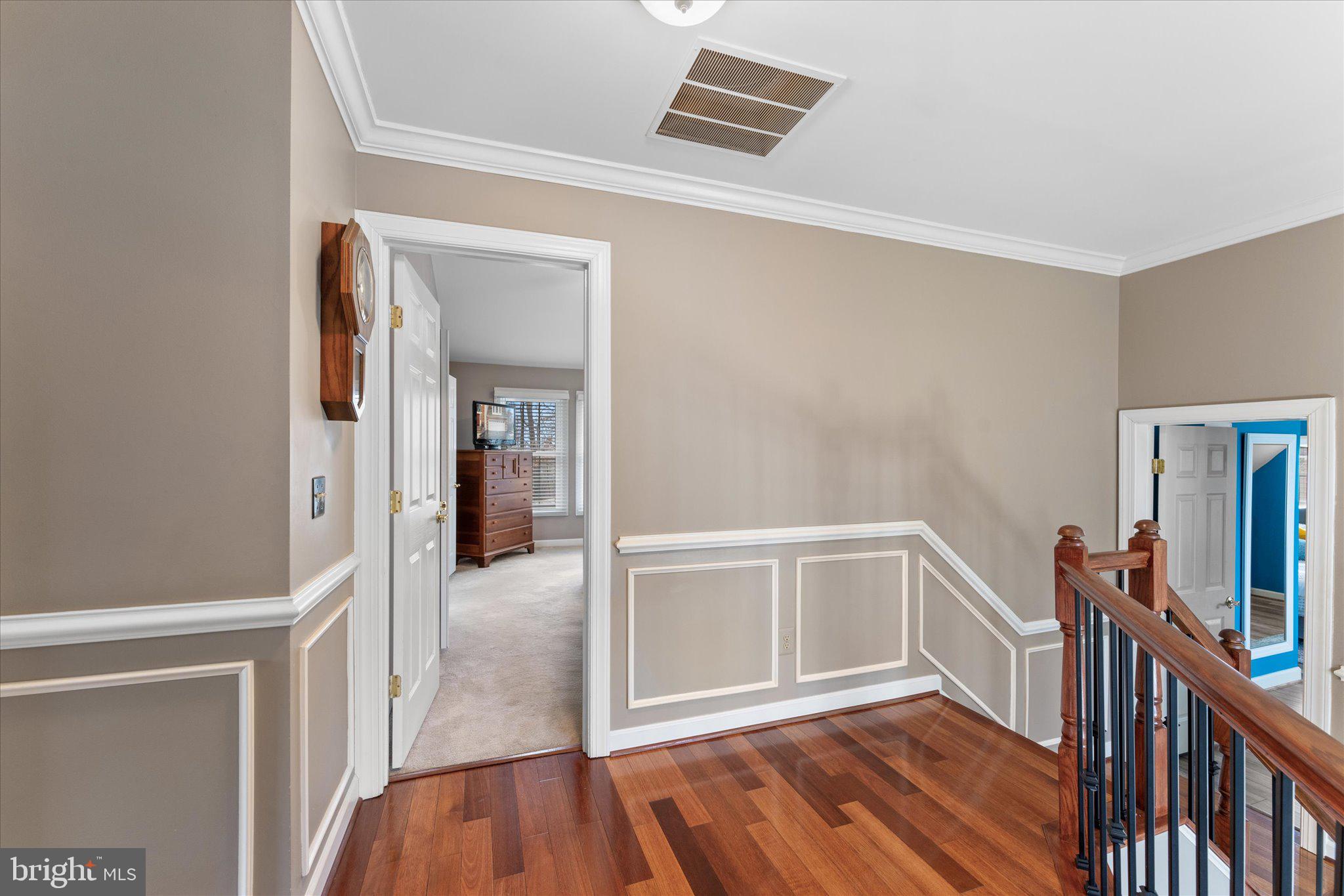 ASHBURN VILLAGE - Residential