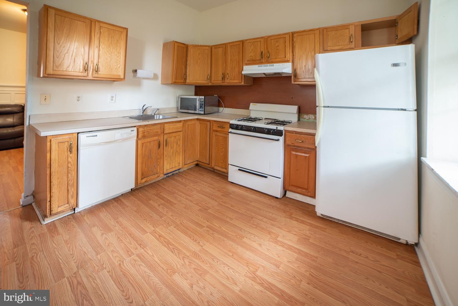 1850 N 16TH STREET
