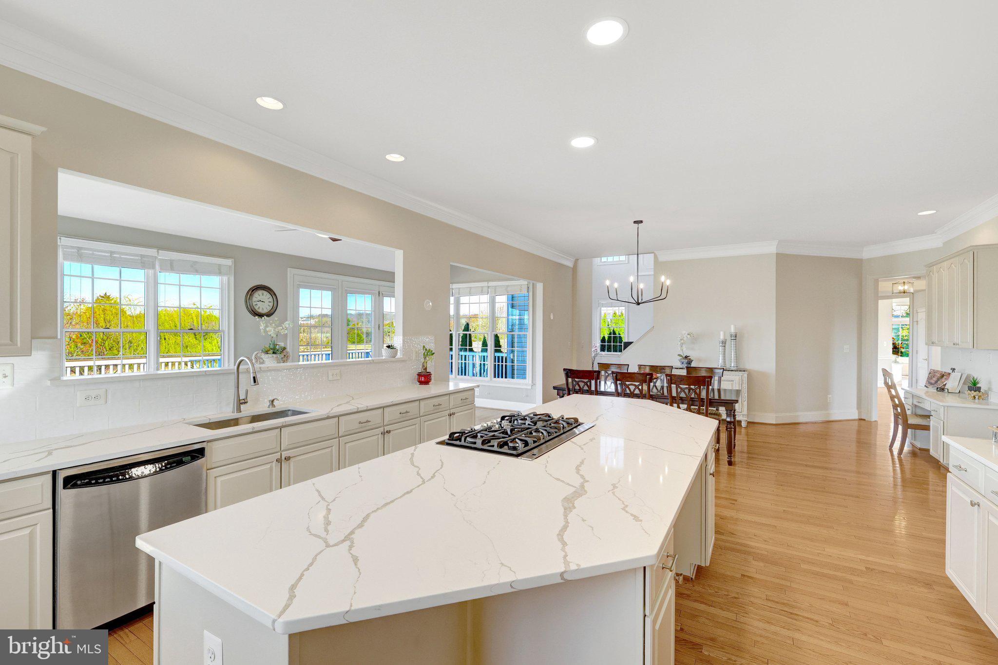 LOUDOUN VALLEY ESTATES - Residential