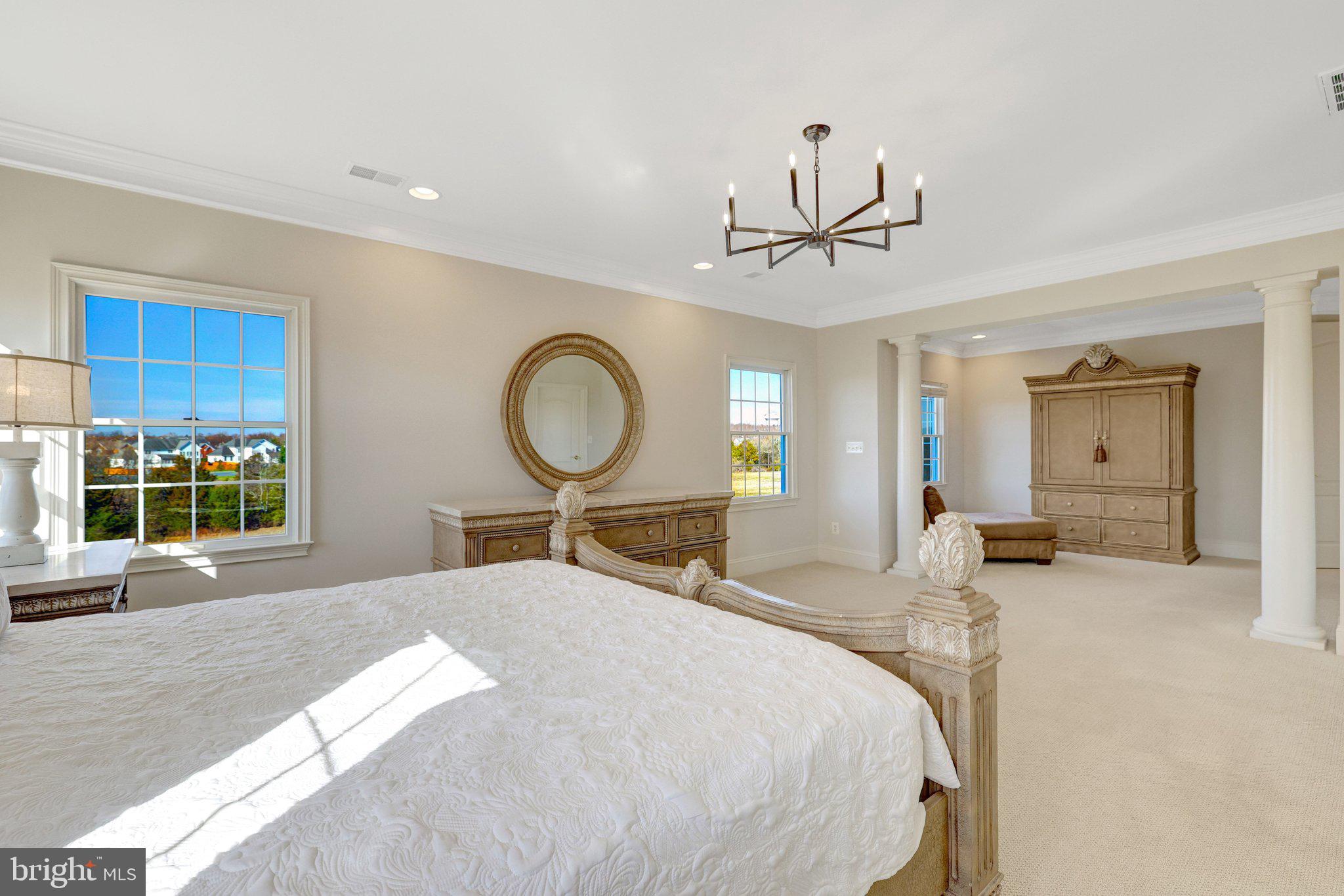 LOUDOUN VALLEY ESTATES - Residential