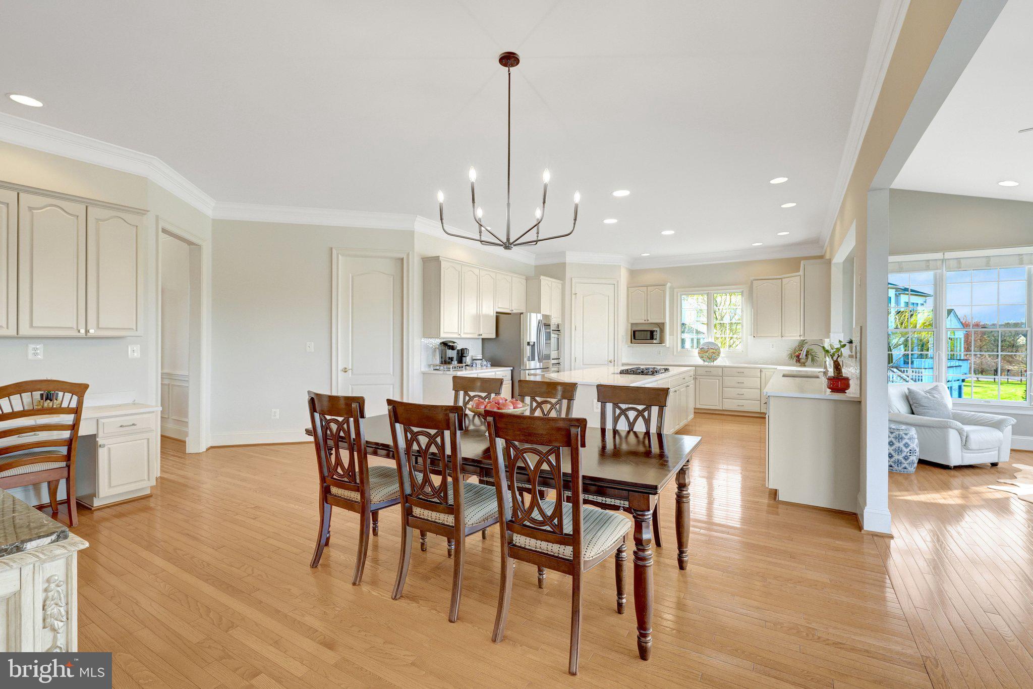 LOUDOUN VALLEY ESTATES - Residential