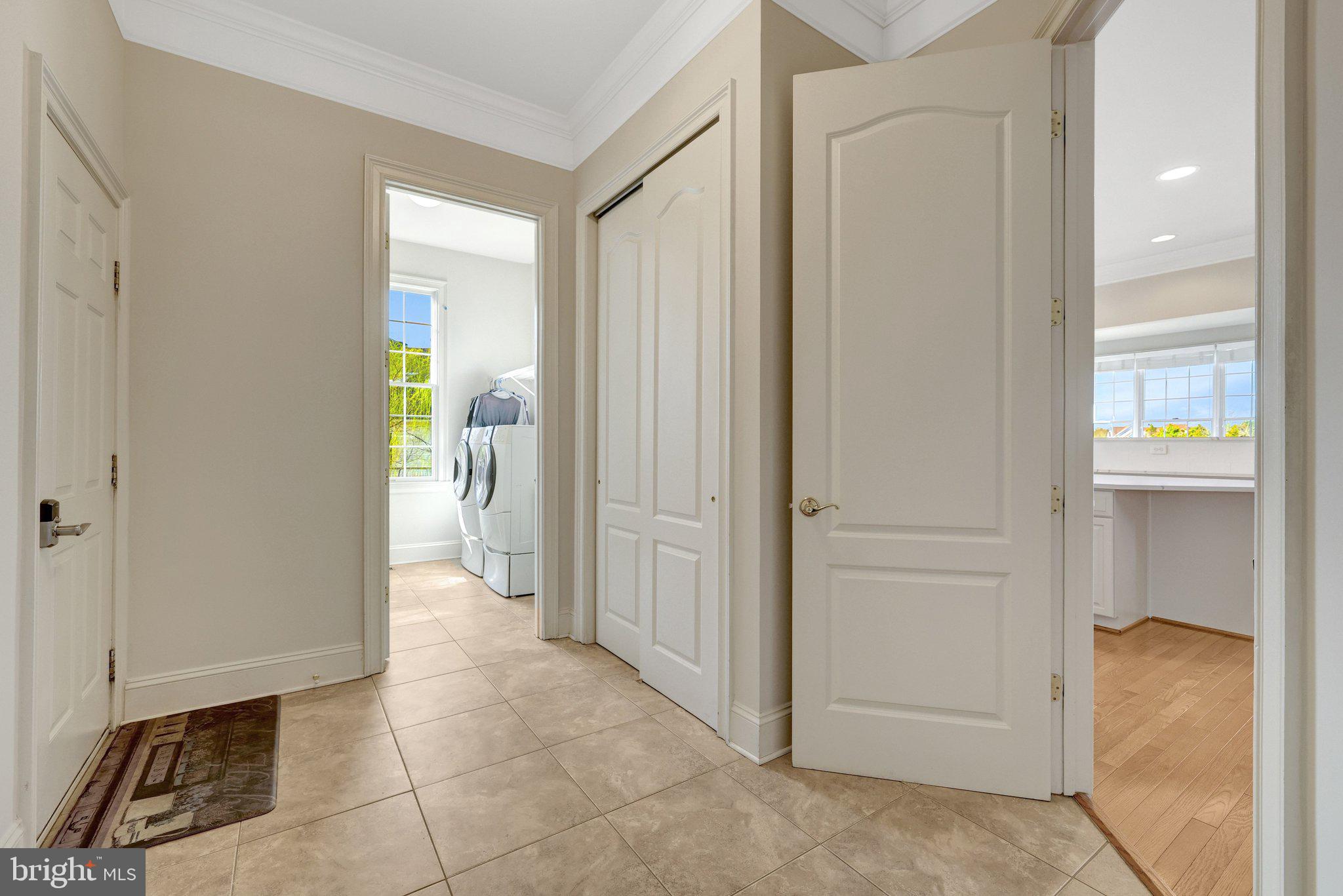 LOUDOUN VALLEY ESTATES - Residential