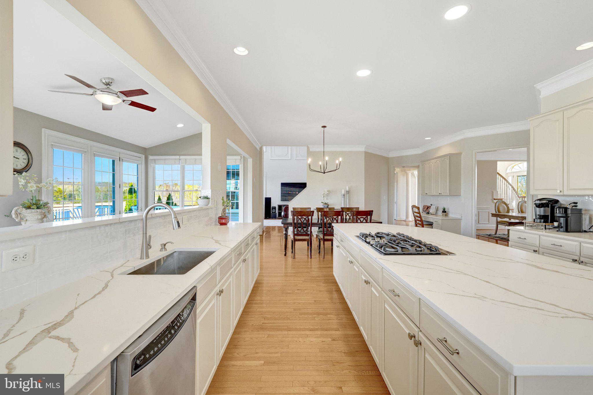 LOUDOUN VALLEY ESTATES - Residential