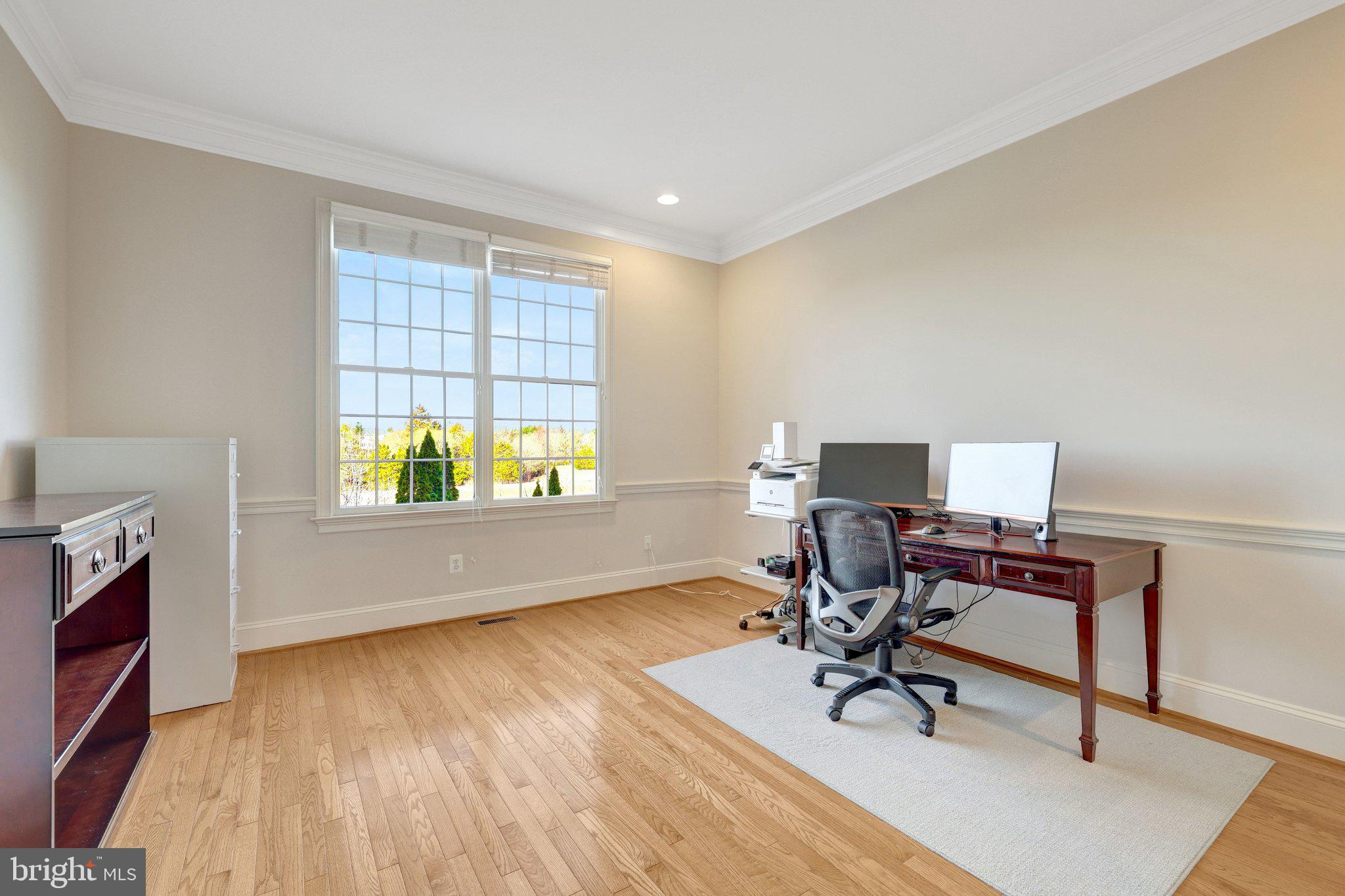 LOUDOUN VALLEY ESTATES - Residential