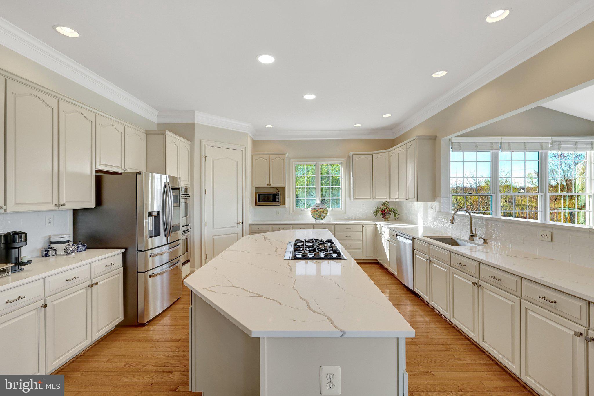 LOUDOUN VALLEY ESTATES - Residential