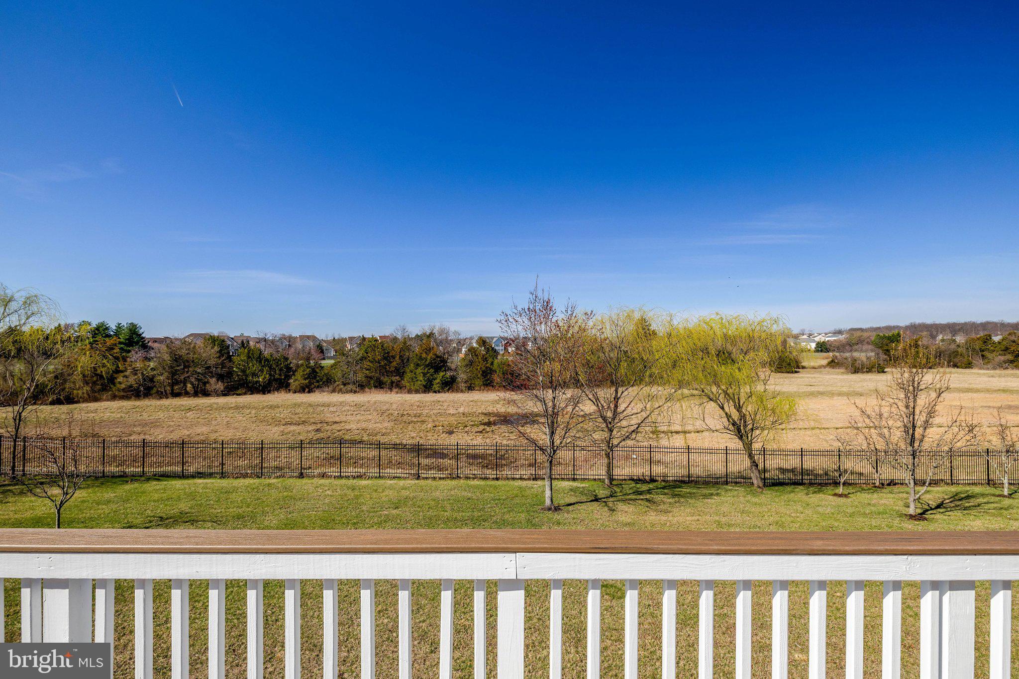 LOUDOUN VALLEY ESTATES - Residential