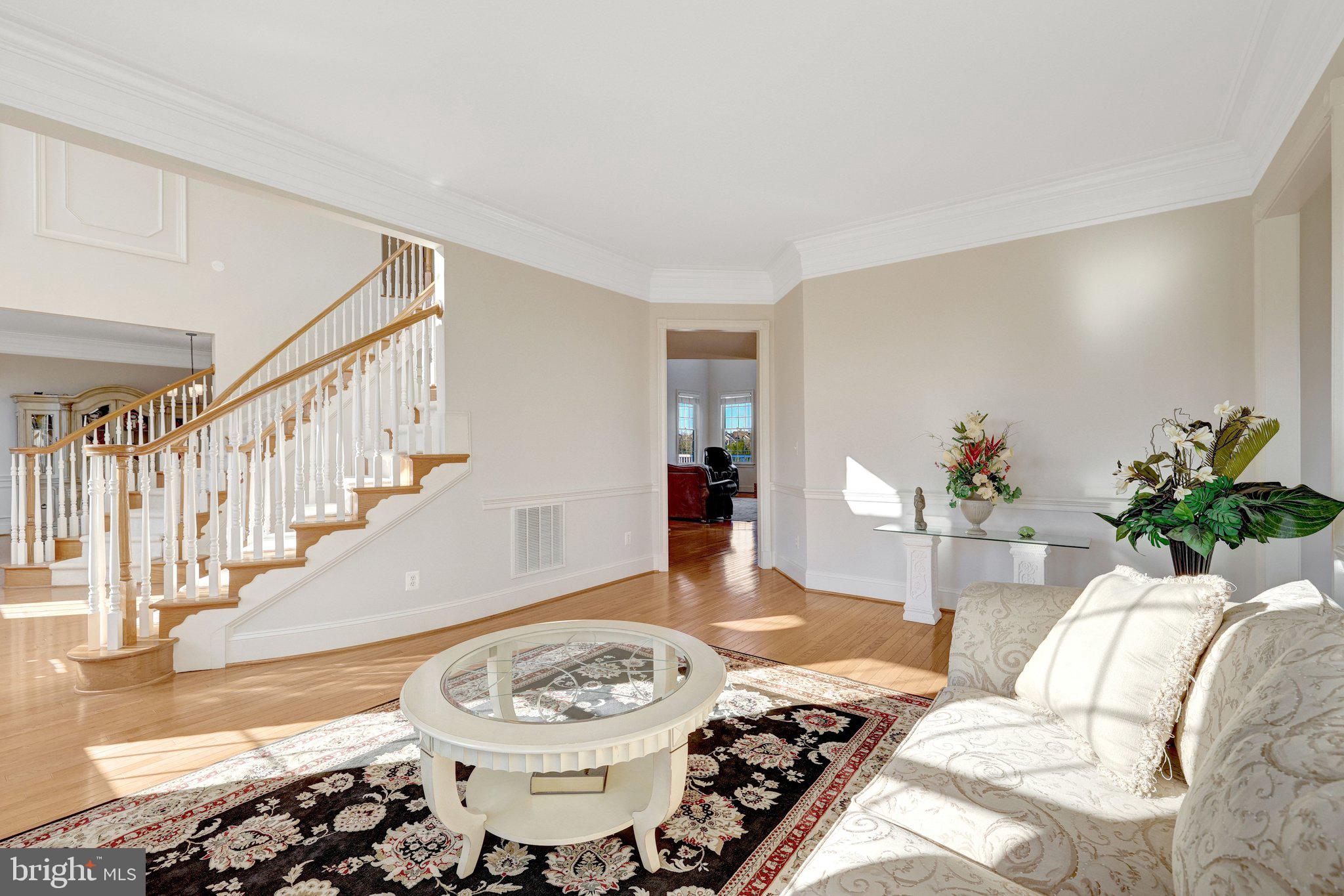 LOUDOUN VALLEY ESTATES - Residential