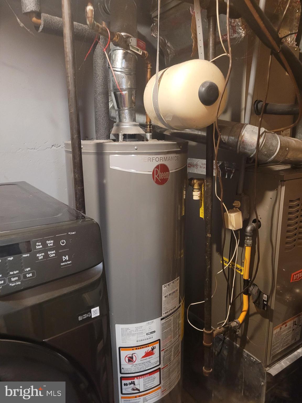 LOTTSFORD TOWNHOUSES - Residential