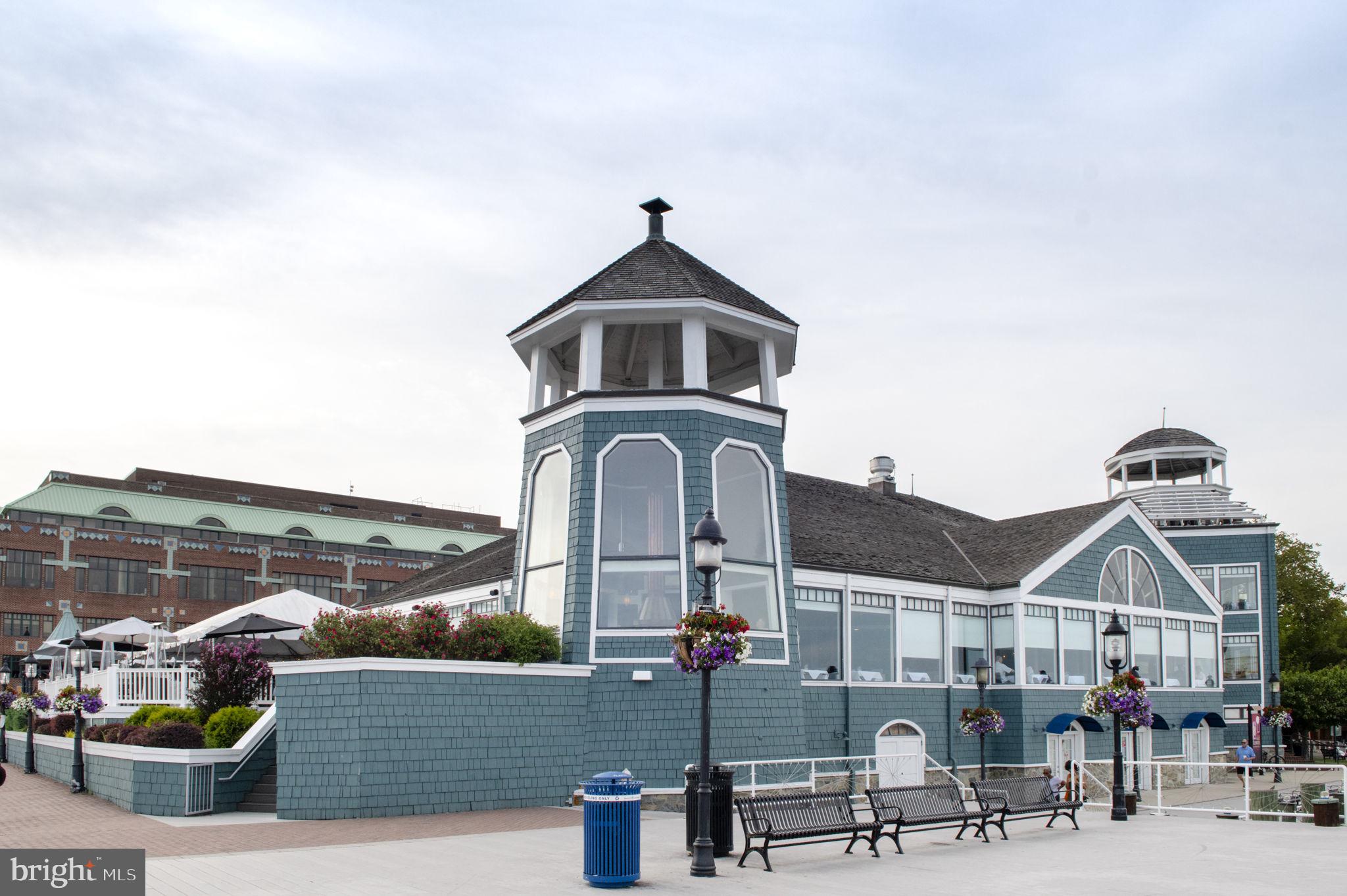 OLD TOWN ALEXANDRIA - Residential