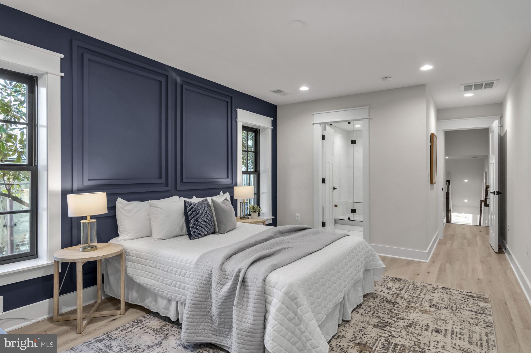 OLD TOWN ALEXANDRIA - Residential