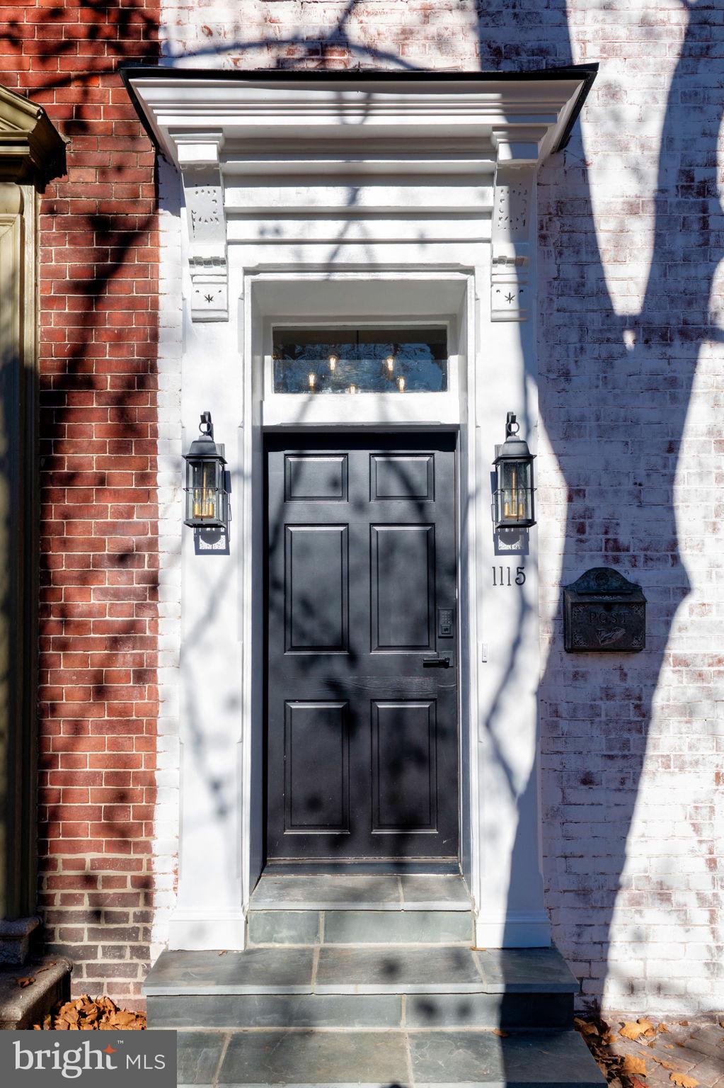 OLD TOWN ALEXANDRIA - Residential