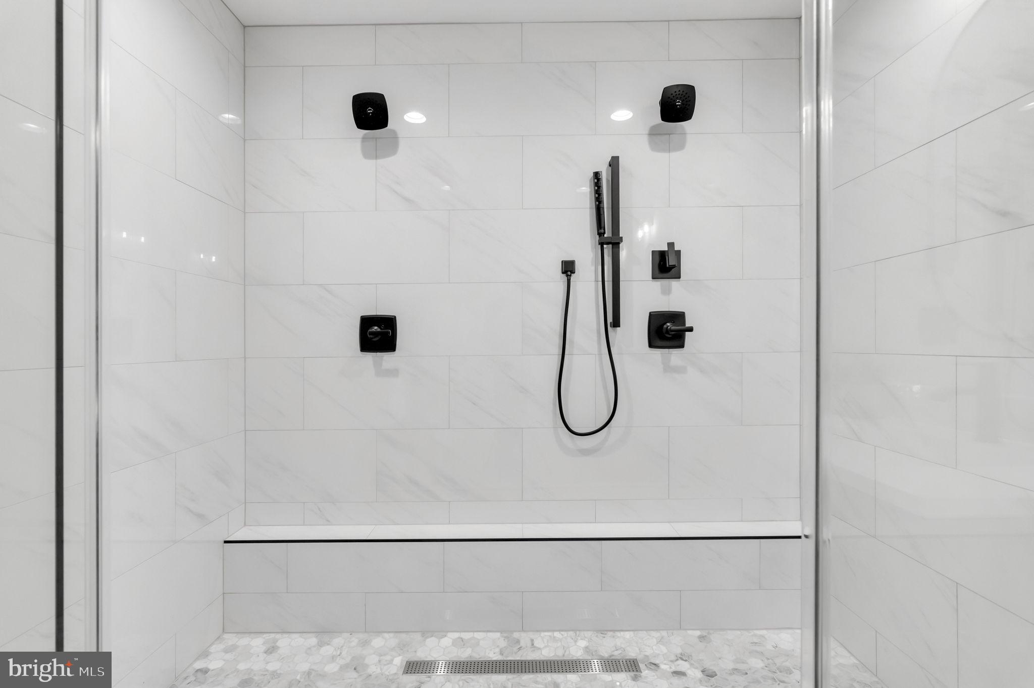 OLD TOWN ALEXANDRIA - Residential