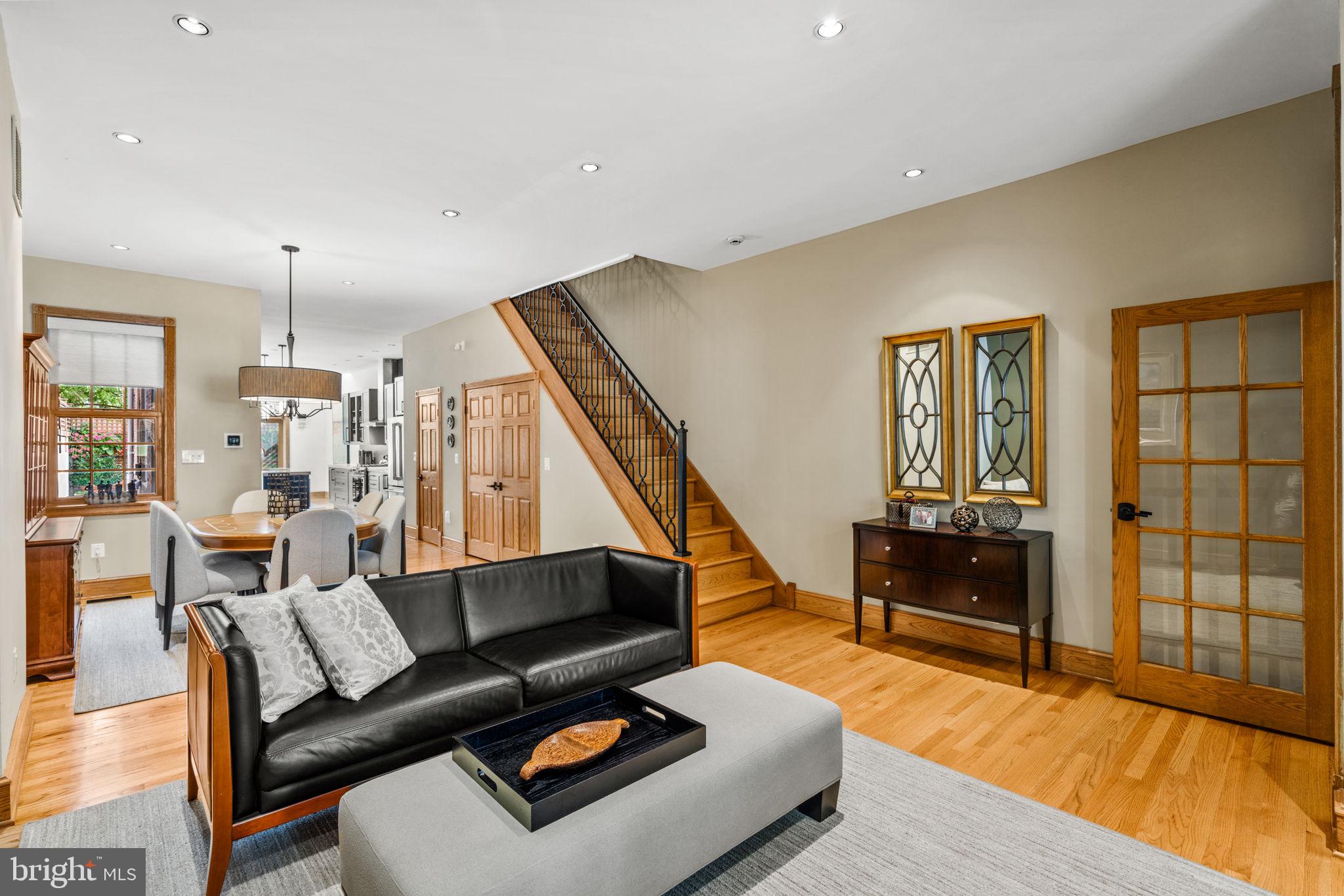 434 SPRUCE STREET