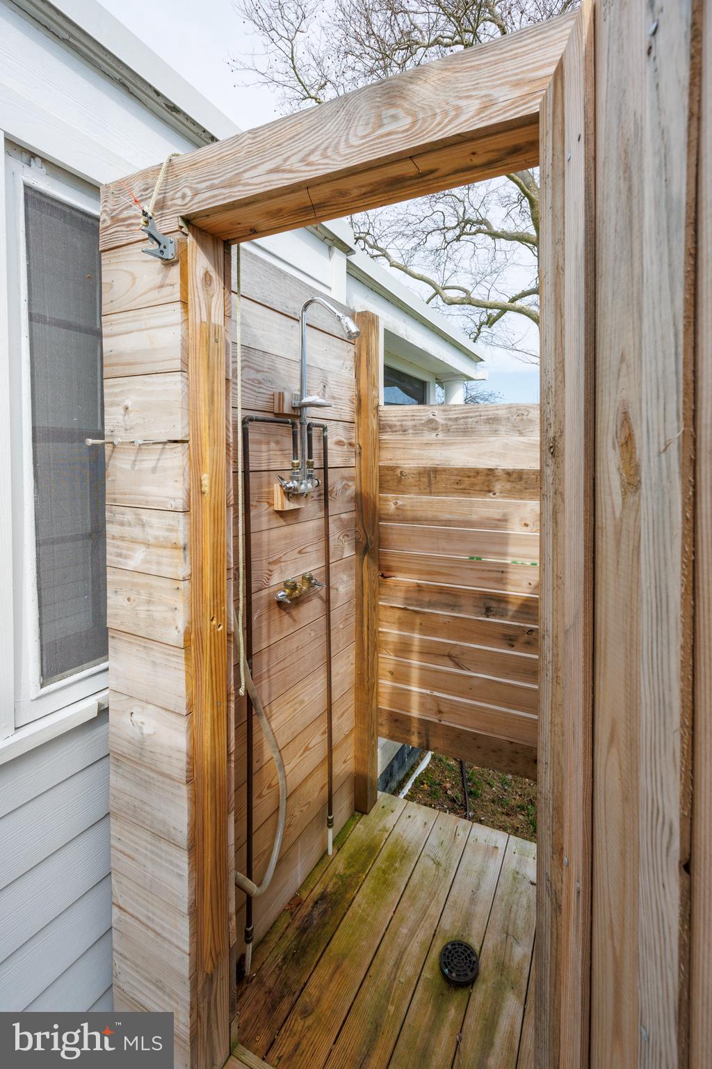 PRESQUILE - Residential