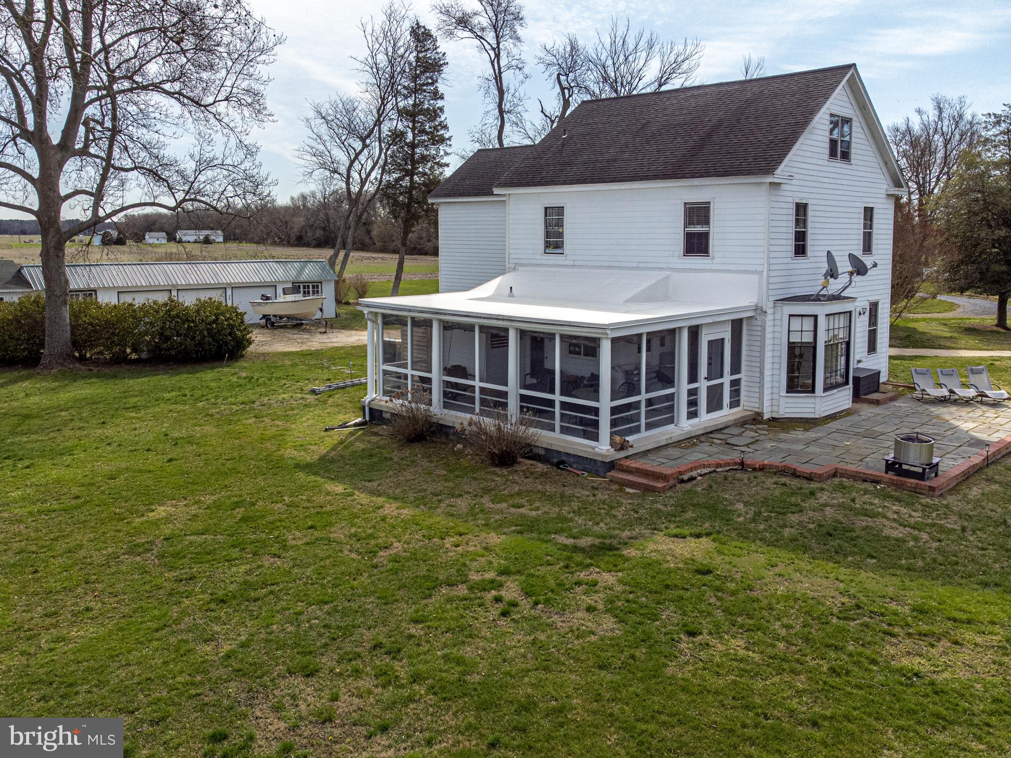 PRESQUILE - Residential