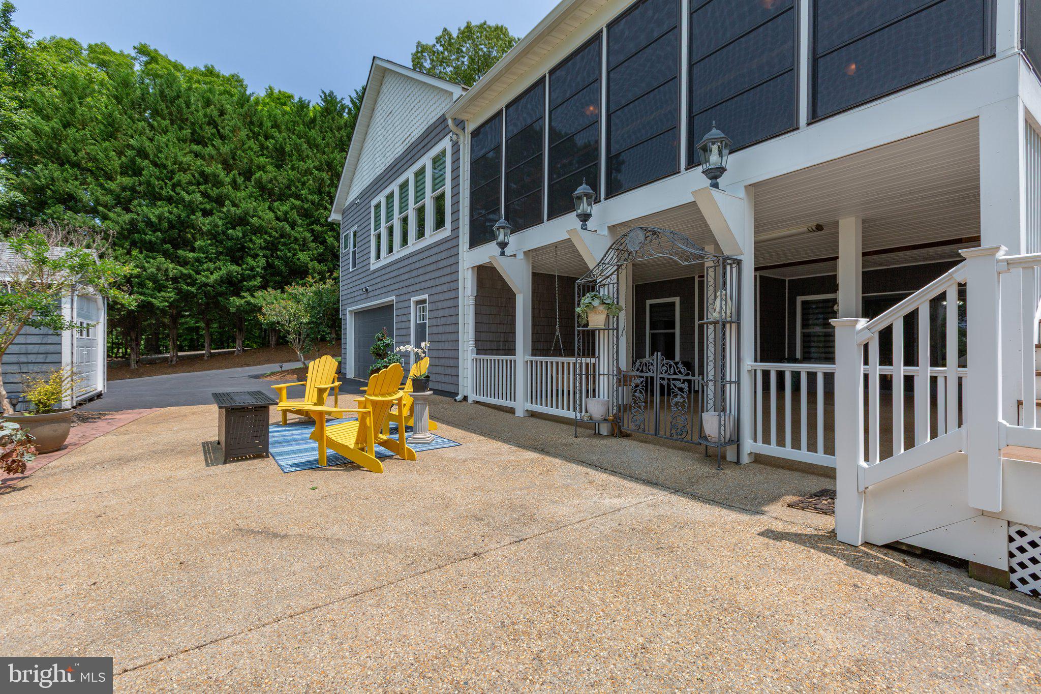 LONG ACRES - Residential