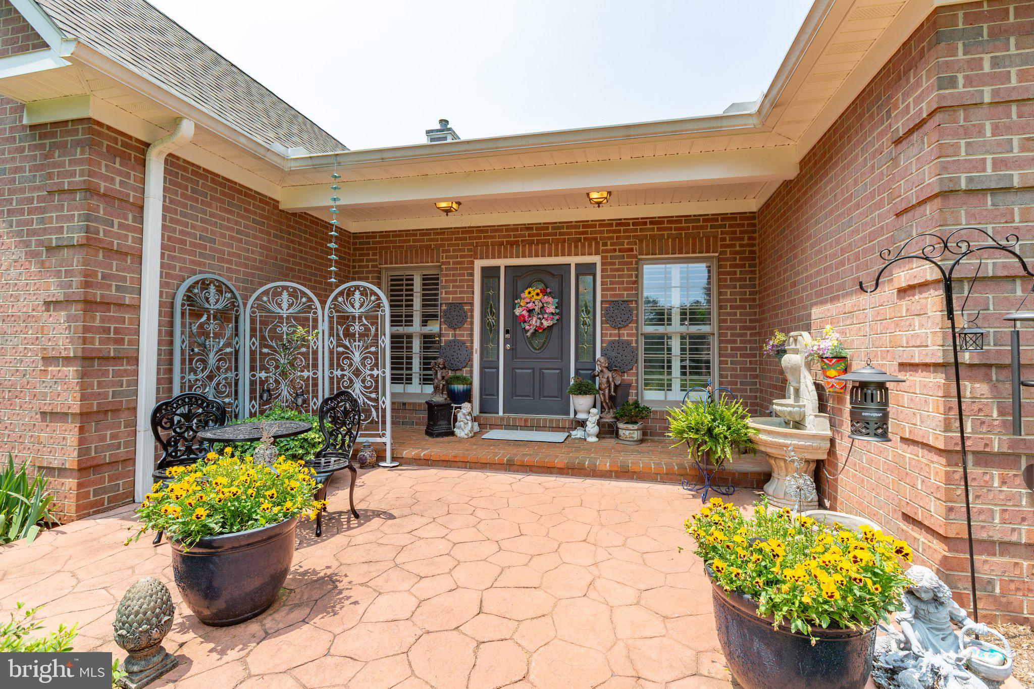 LONG ACRES - Residential