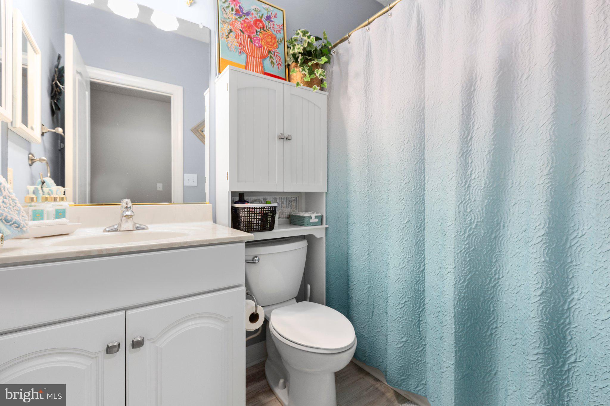 LONG ACRES - Residential