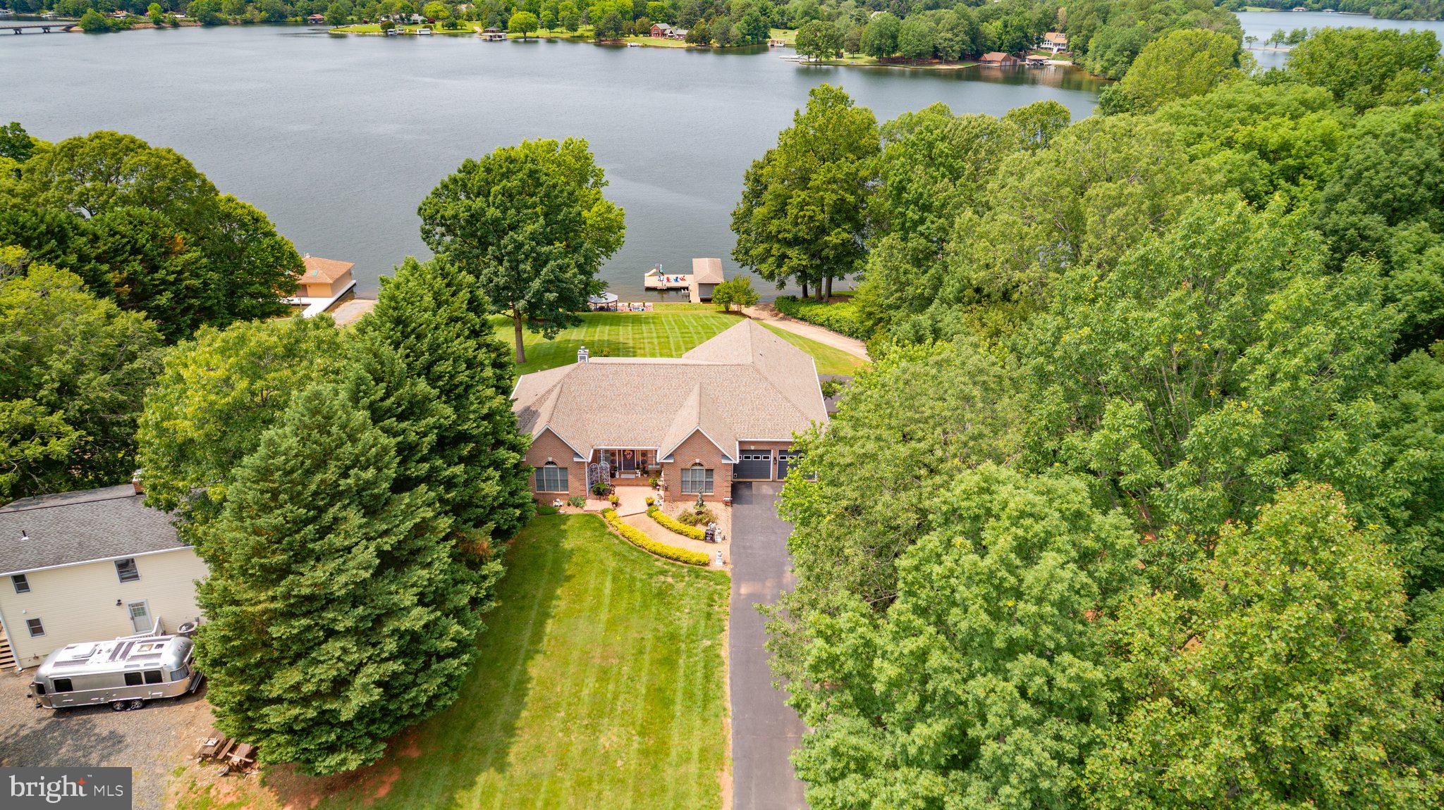 565 BUSBEES POINT ROAD